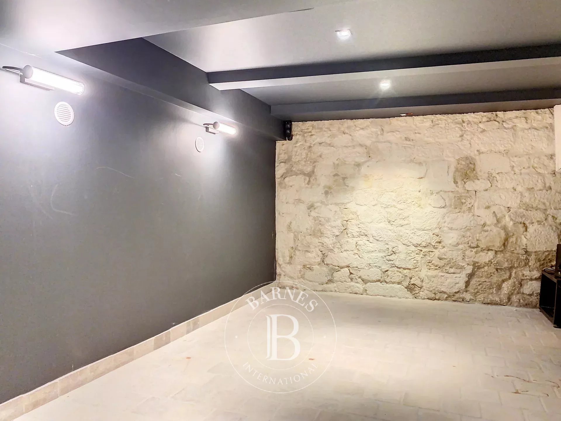 Ev Paris 18ème - picture 36