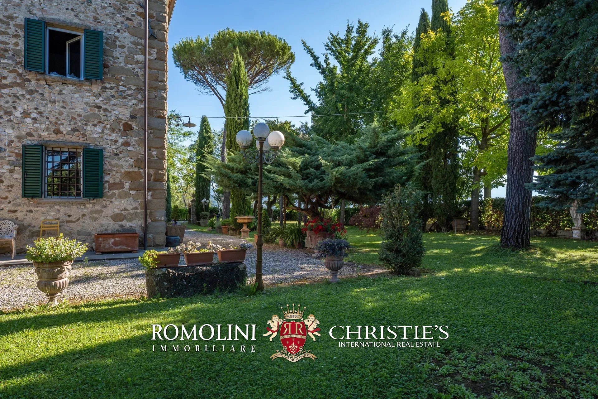 7 Bedroom Villa/Townhouse's Image 14