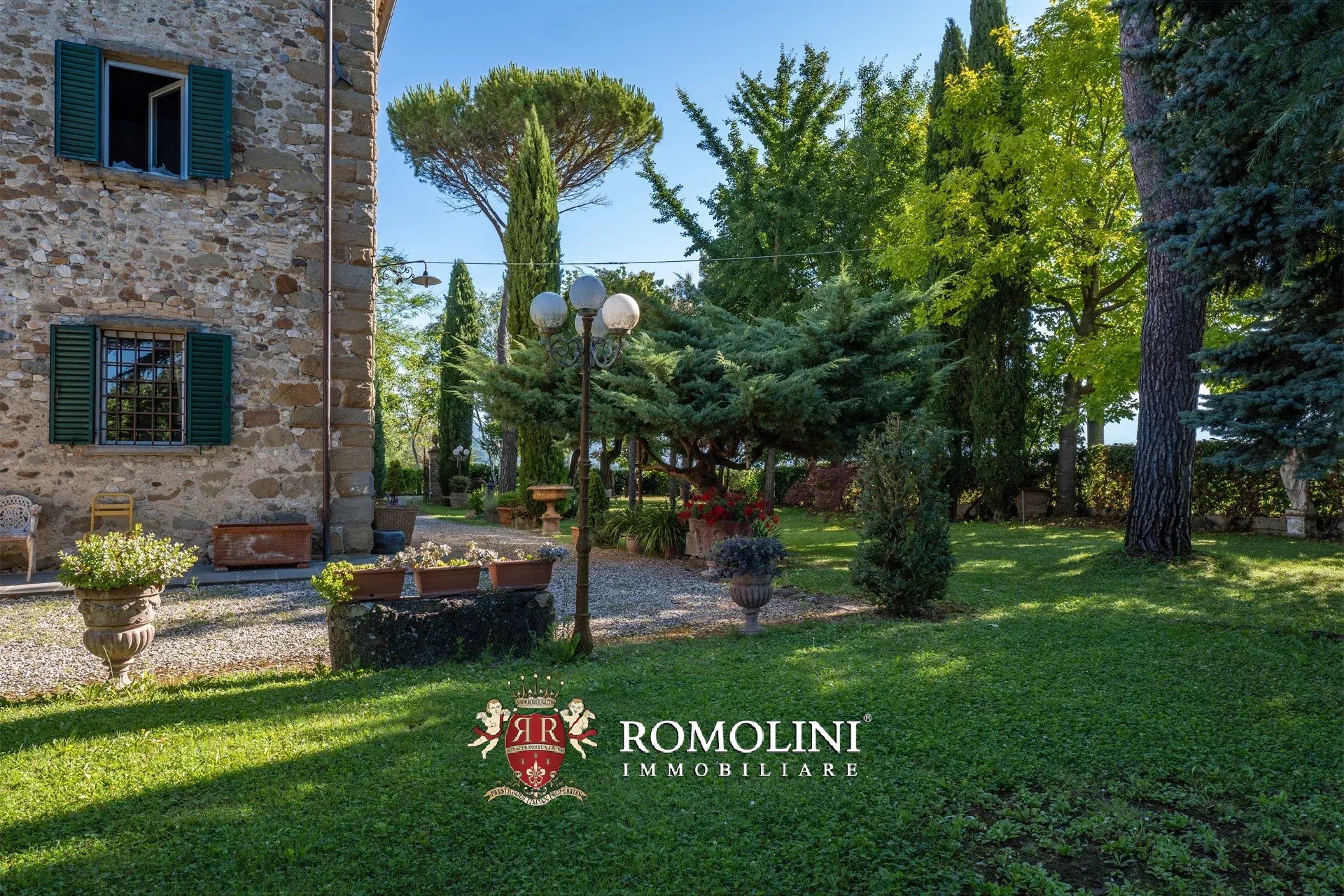 7 Bedroom Villa/Townhouse's Image 14
