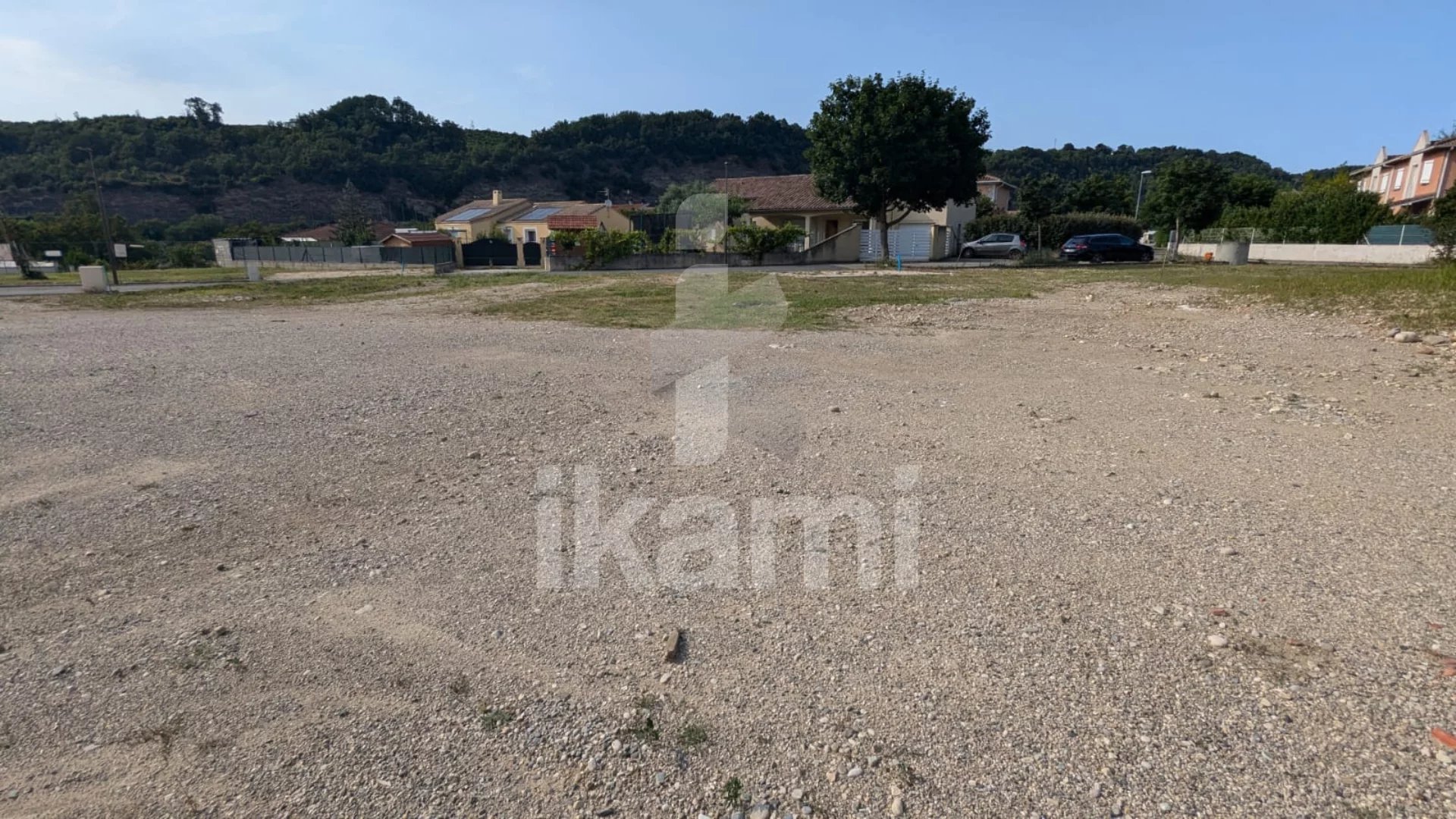 TERRAIN CONSTRUCTIBLE DE 479 M2
