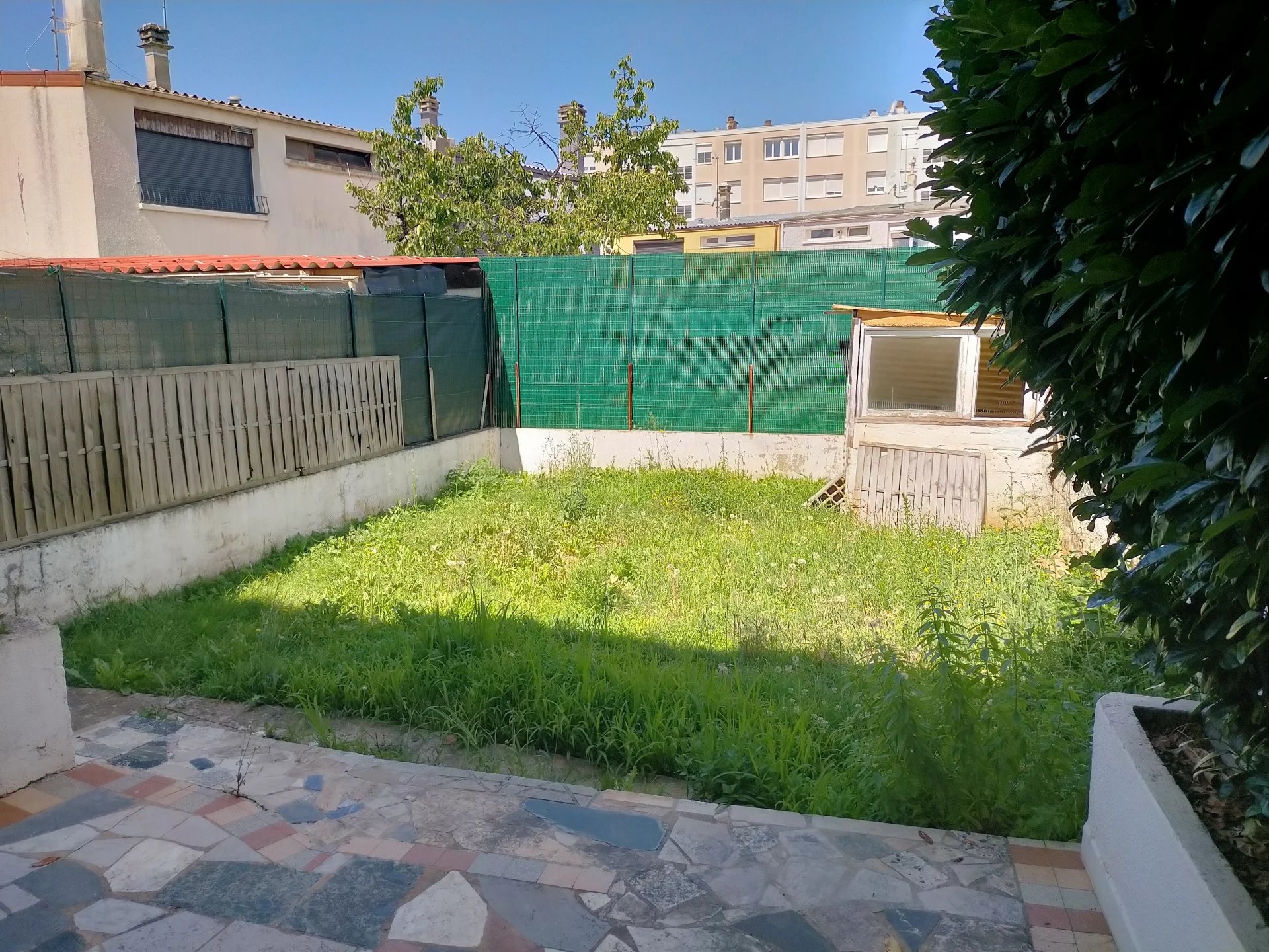 2681592 Location Meyzieu