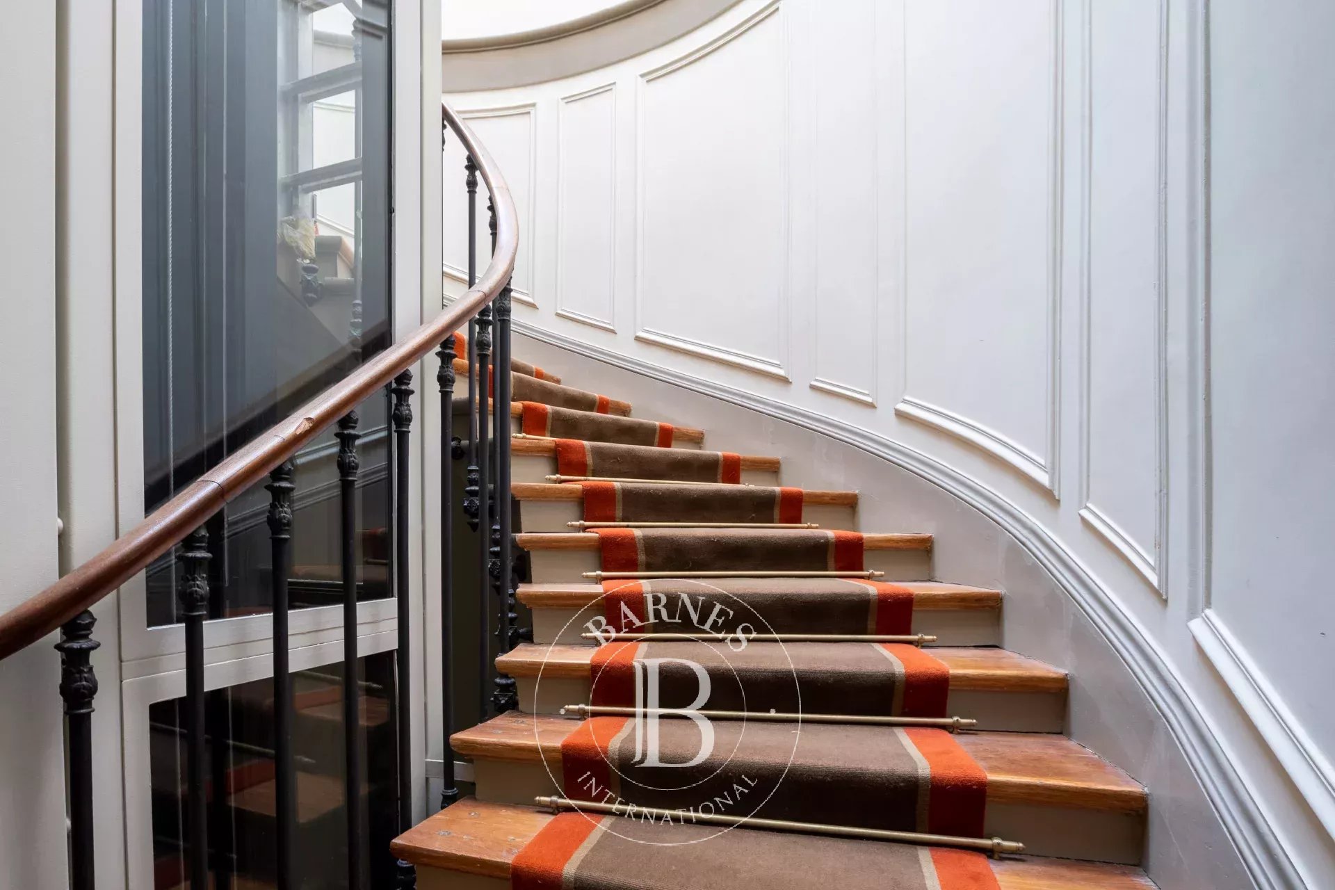 Daire Paris 10ème - picture 14