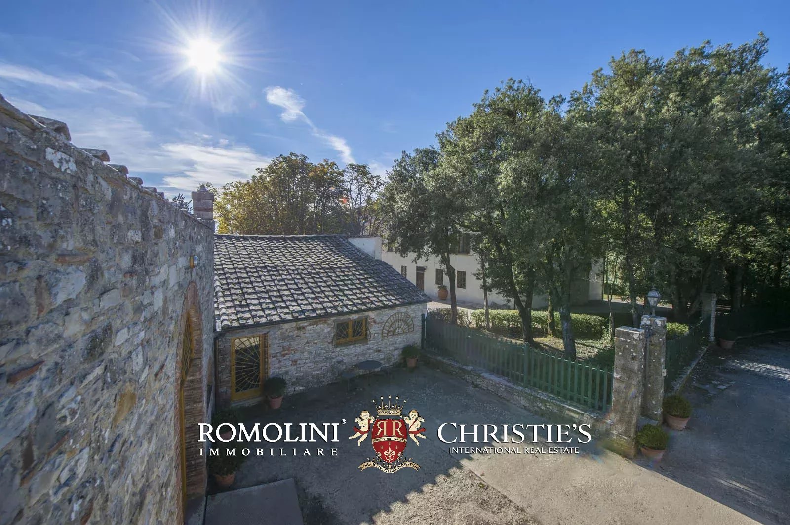 LUXURY HISTORICAL VILLA FOR SALE IN RADDA IN CHIANTI, TUSCANY