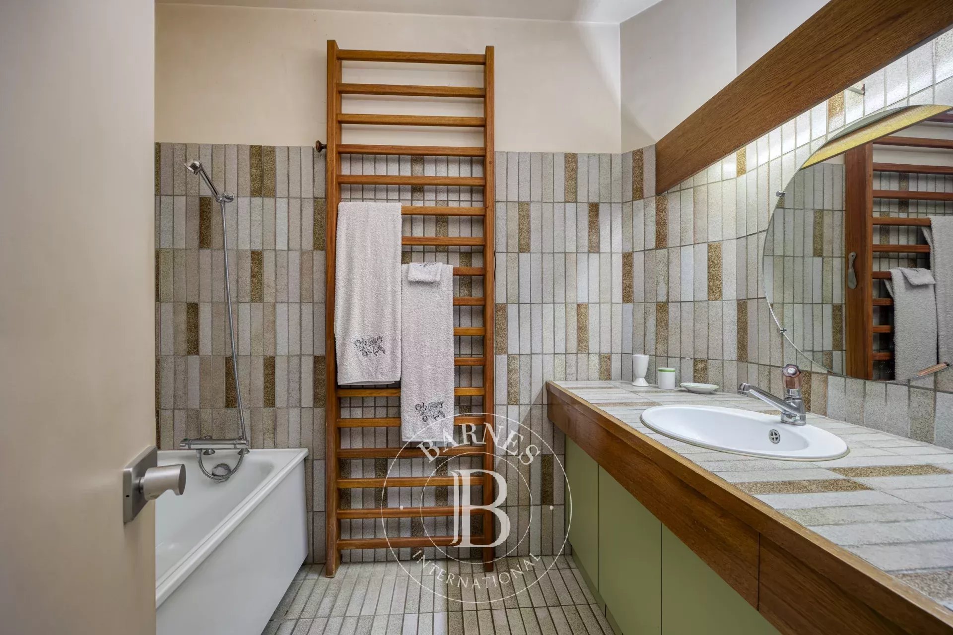 Ev Fillinges - picture 18