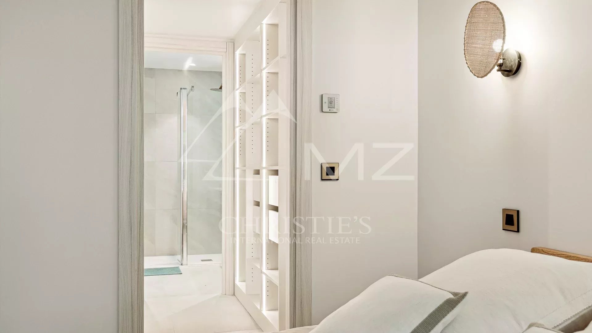 2 Bedroom Apartment/Flat's Image 7