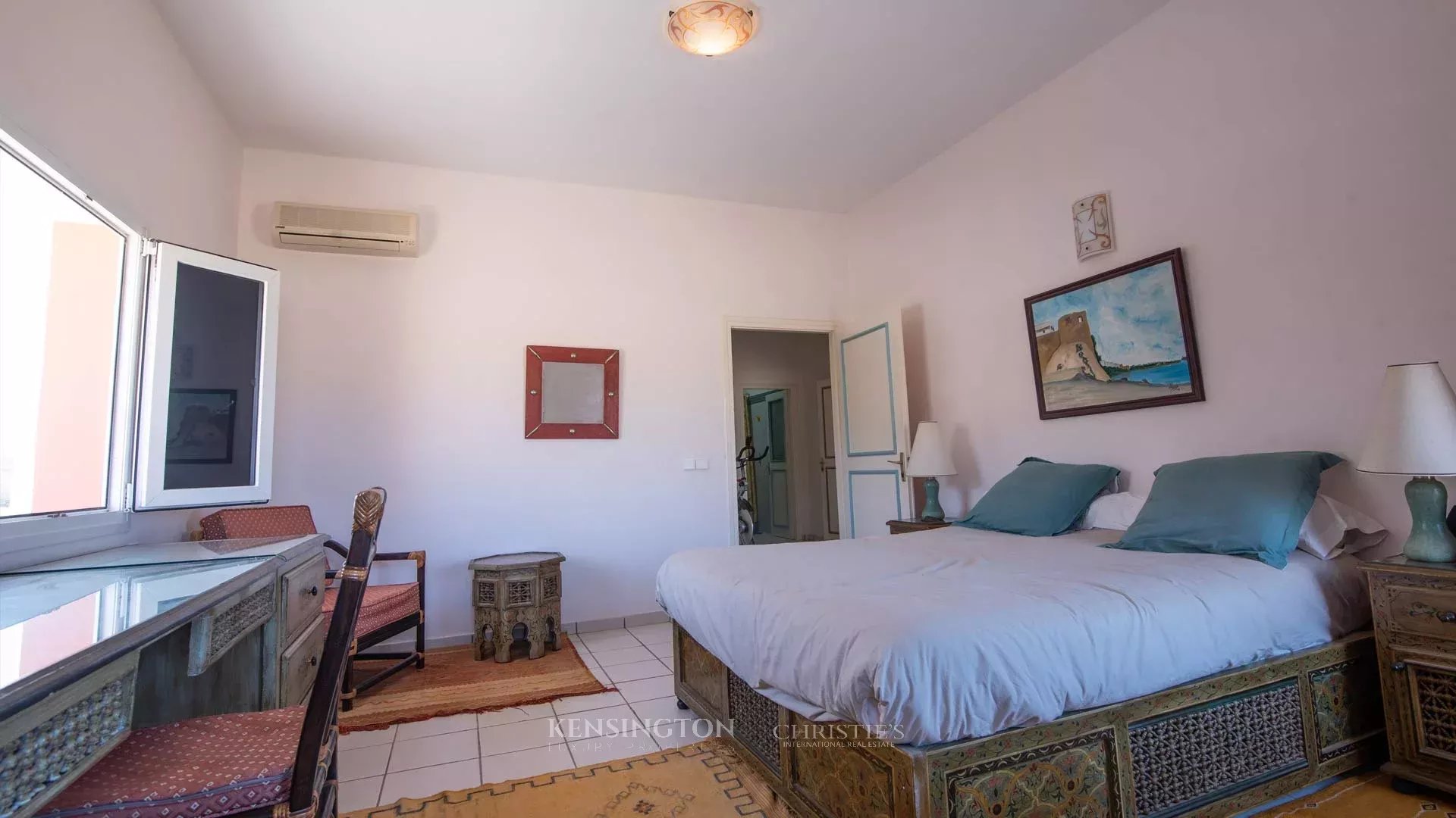 9 Bedroom Villa/Townhouse's Image 28