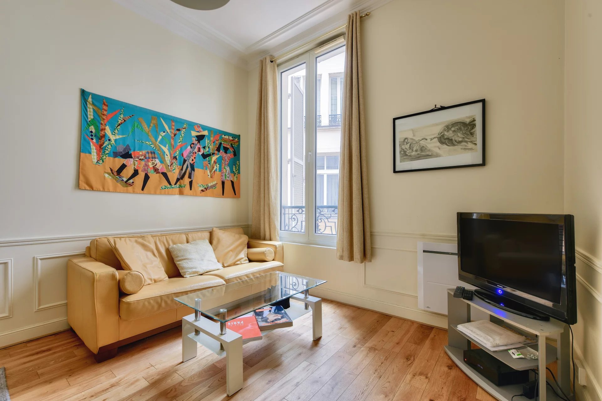 Sale Apartment Paris 8th