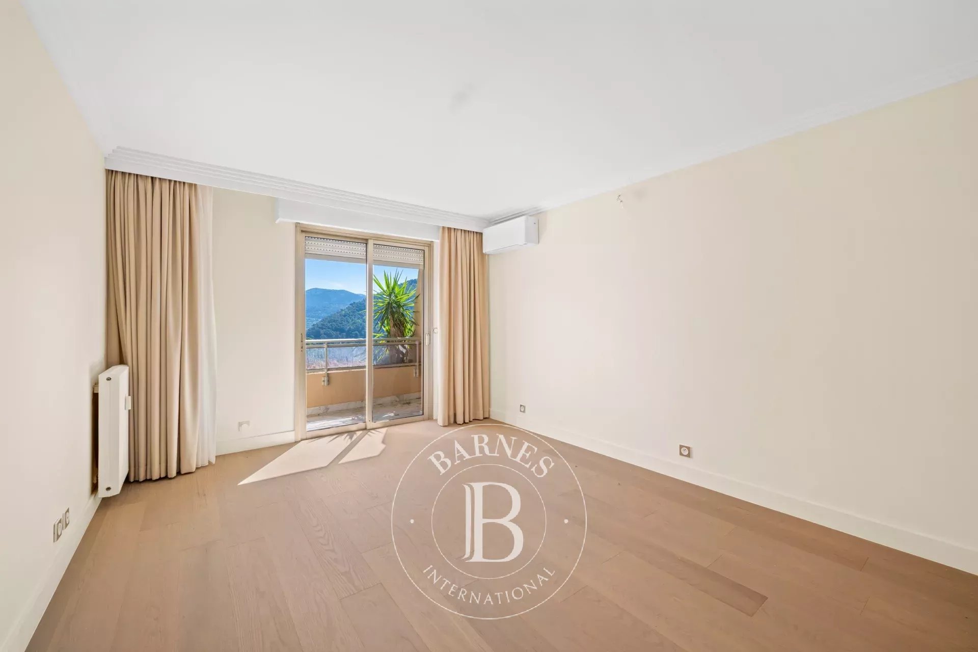 Daire Nice - picture 16