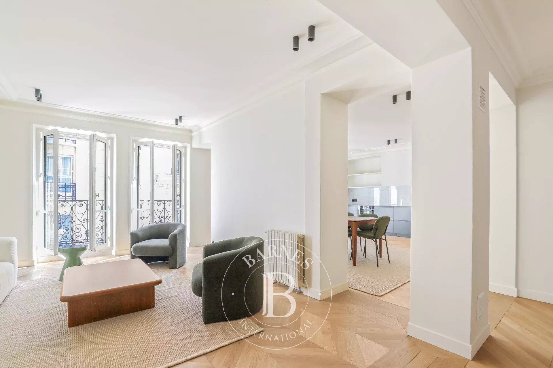 Paris 8 - Friedland Balzac - 3 bedroom flat - fully renovated