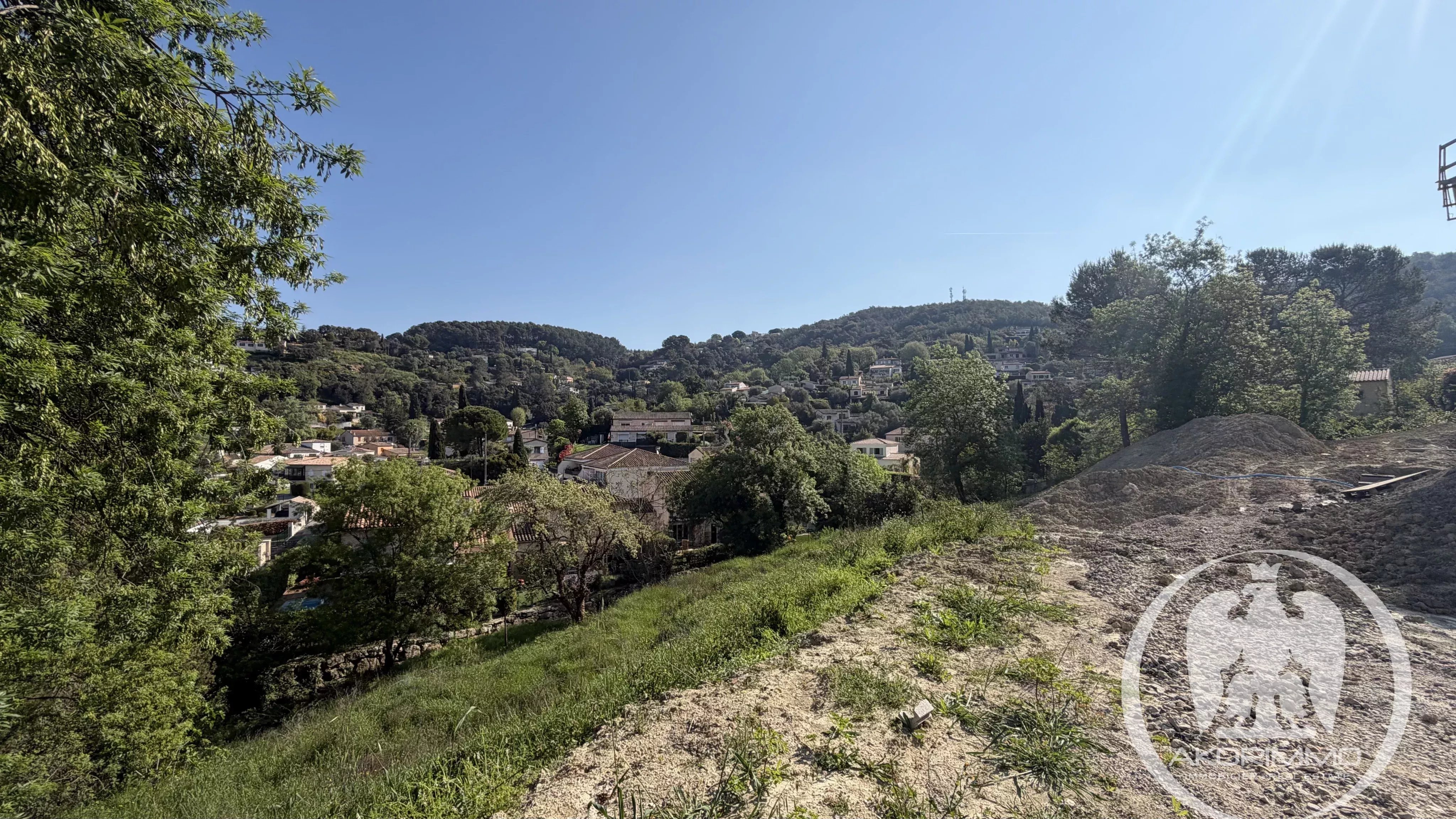 Terreno  - 1695.0 m² -  385.000 € - In vendita