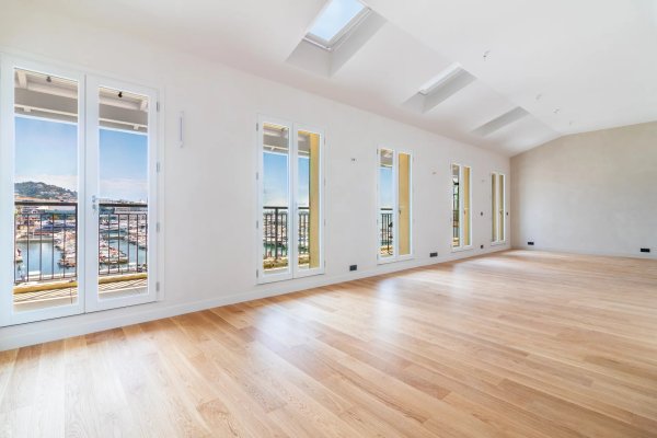 Luxury Apartment Cannes Old Port | Modern 3-Bedroom Family Estate — photo 2