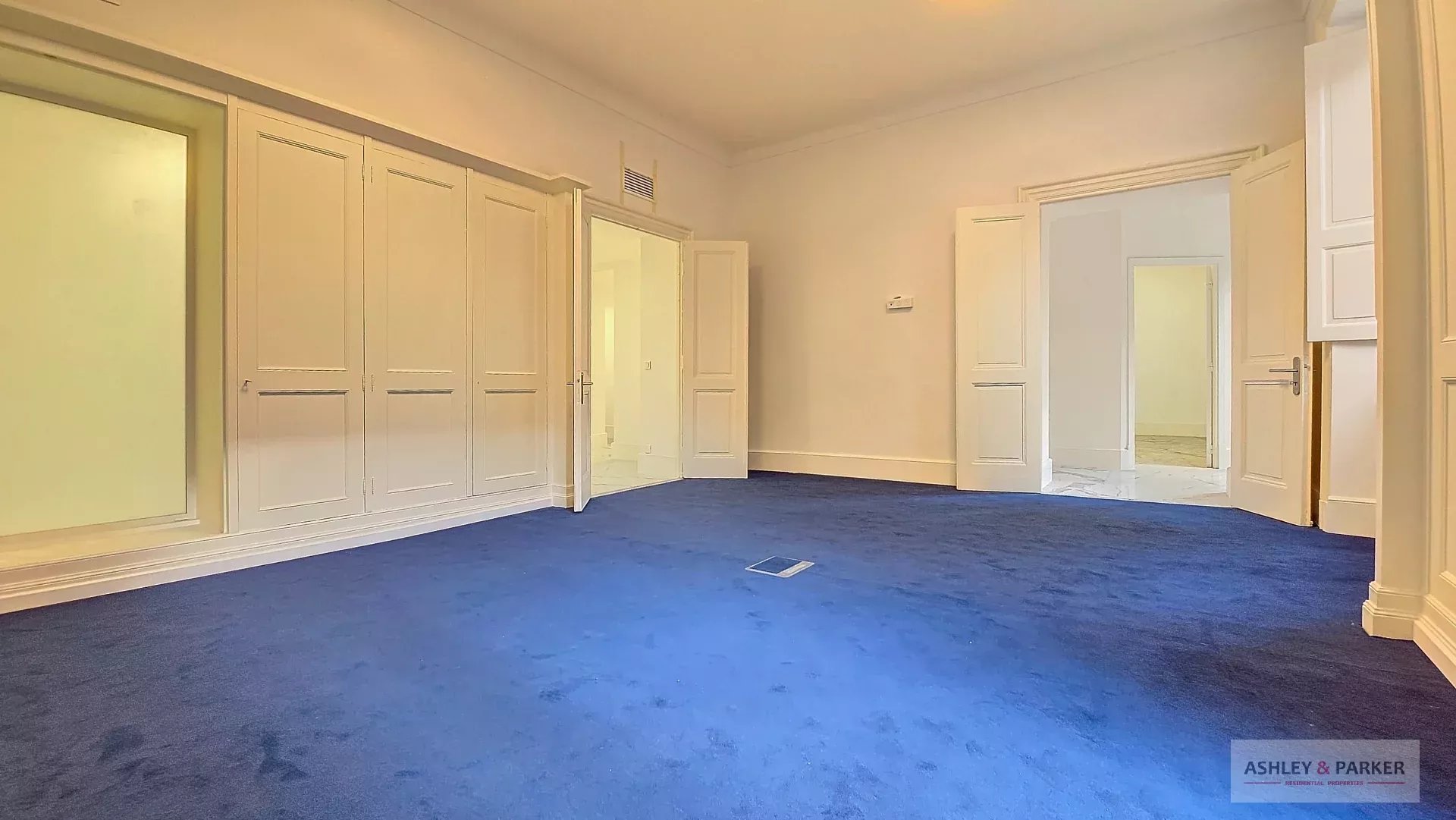 APPARTEMENT 9 PIÈCES – 7 BUREAUX – NICE CENTRE - Photo 3