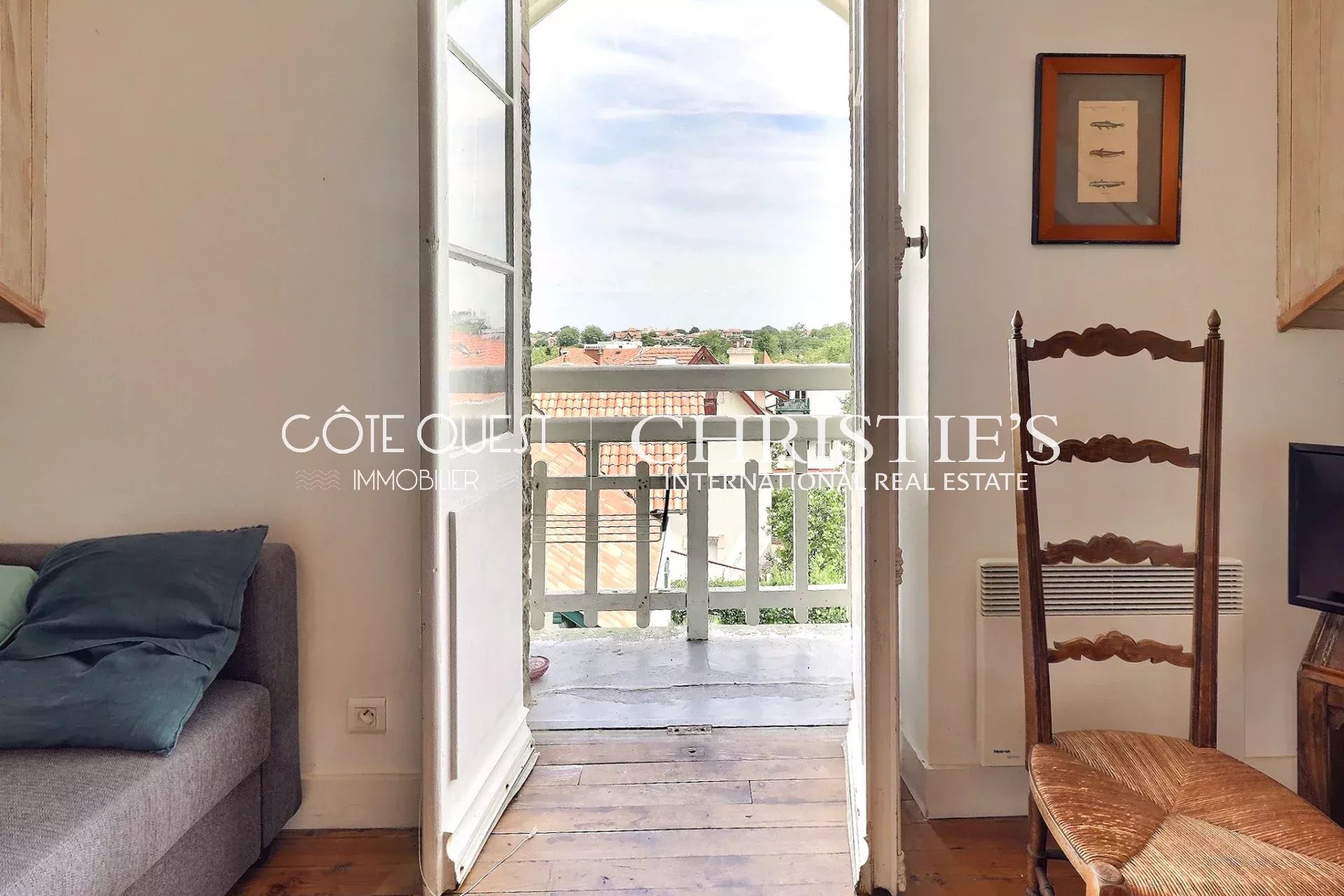 6 Bedroom Villa/Townhouse's Image 18