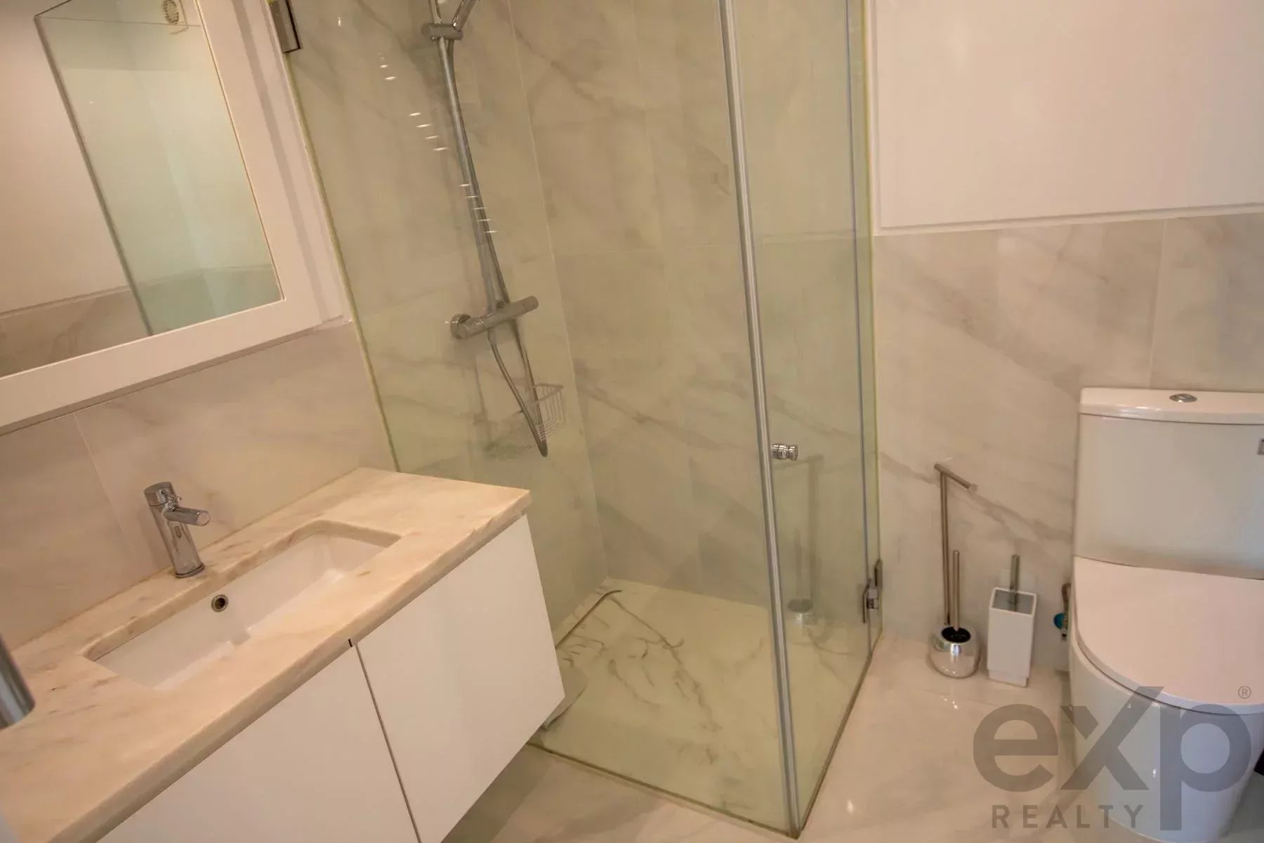 Penthouse Luxury with Sea & Harbour Views in Prime Estoril 85996079 image 7