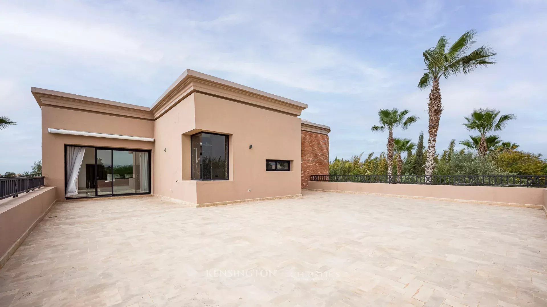 6 Bedroom Villa/Townhouse's Image 38