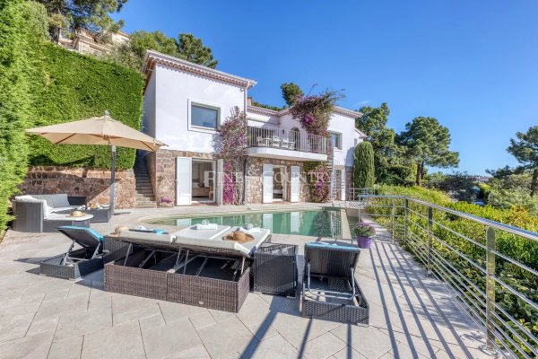 Luxury Sea View Villa for Sale in Théoule sur Mer — photo 7