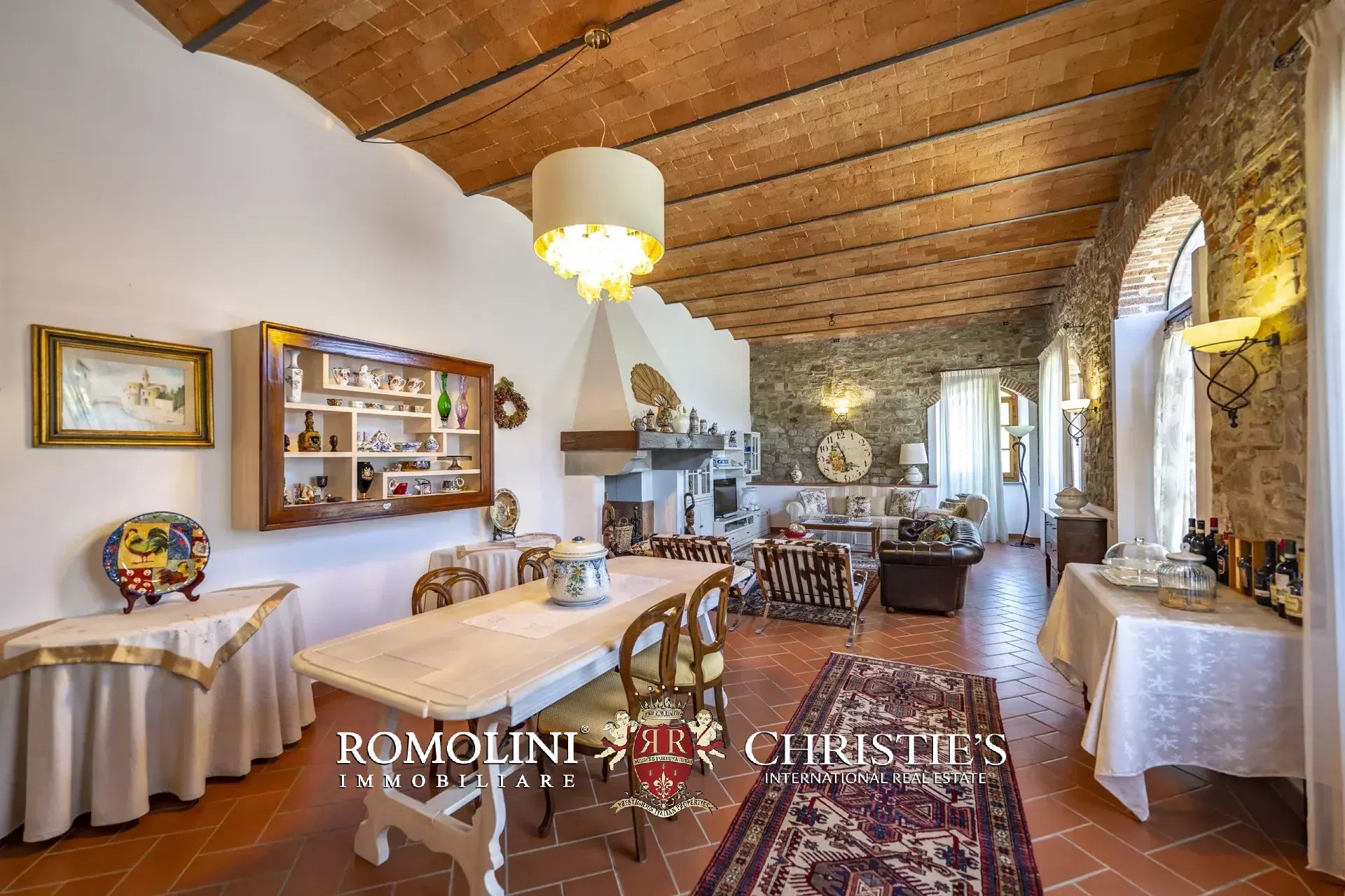4 Bedroom Villa/Townhouse's Image 23