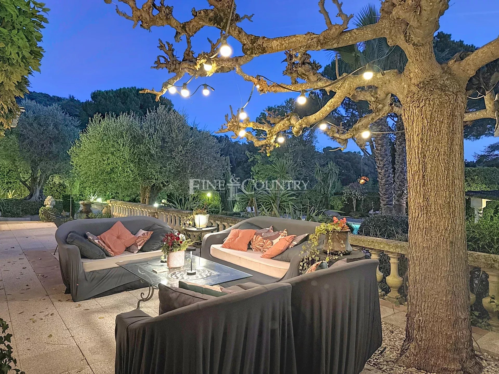 Photo of Provençal villa for sale in Auribeau-sur-Siagne
