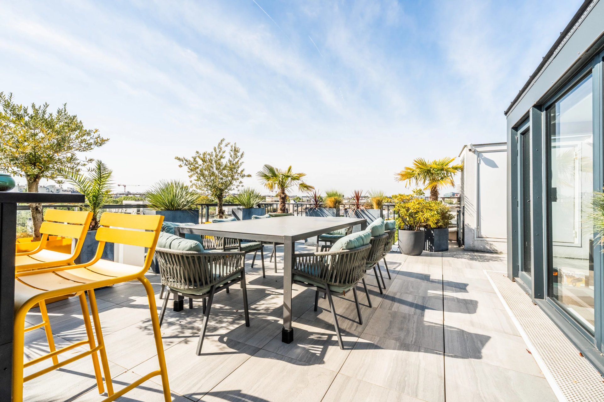 5 Bedroom Apartment/Flat's Image 3