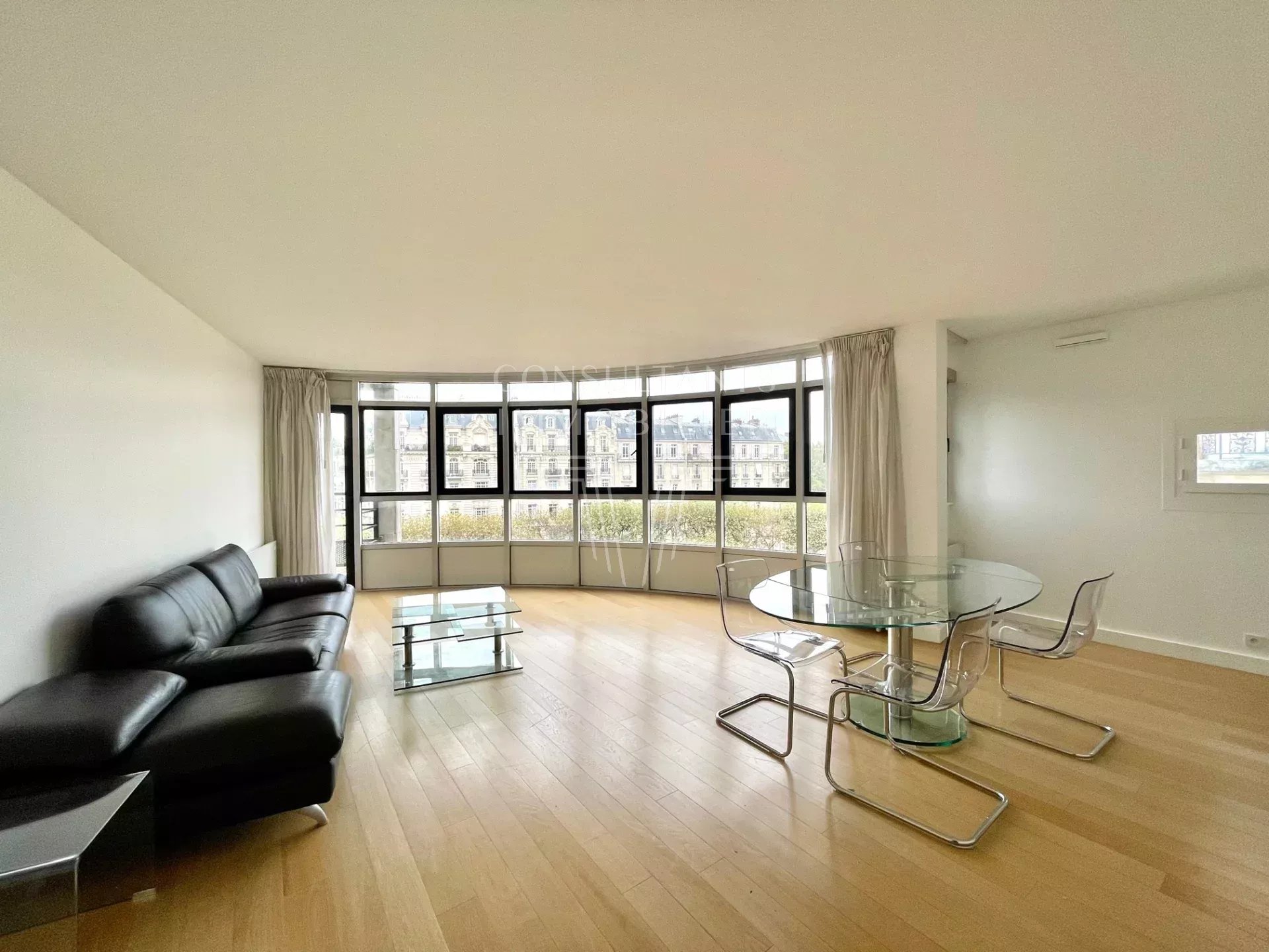 Location Appartement Paris 7ème