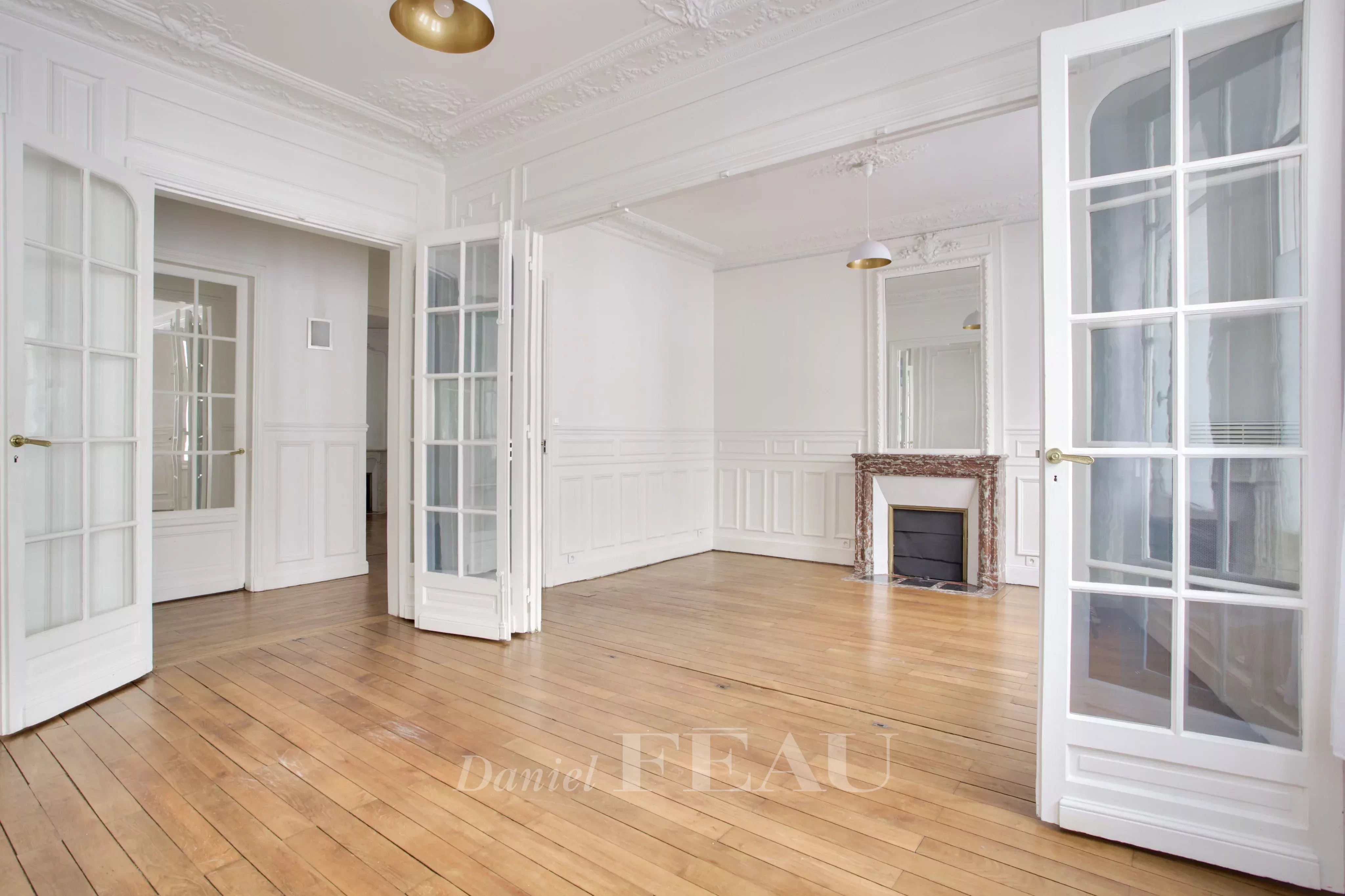 Rental Apartment Paris 17th