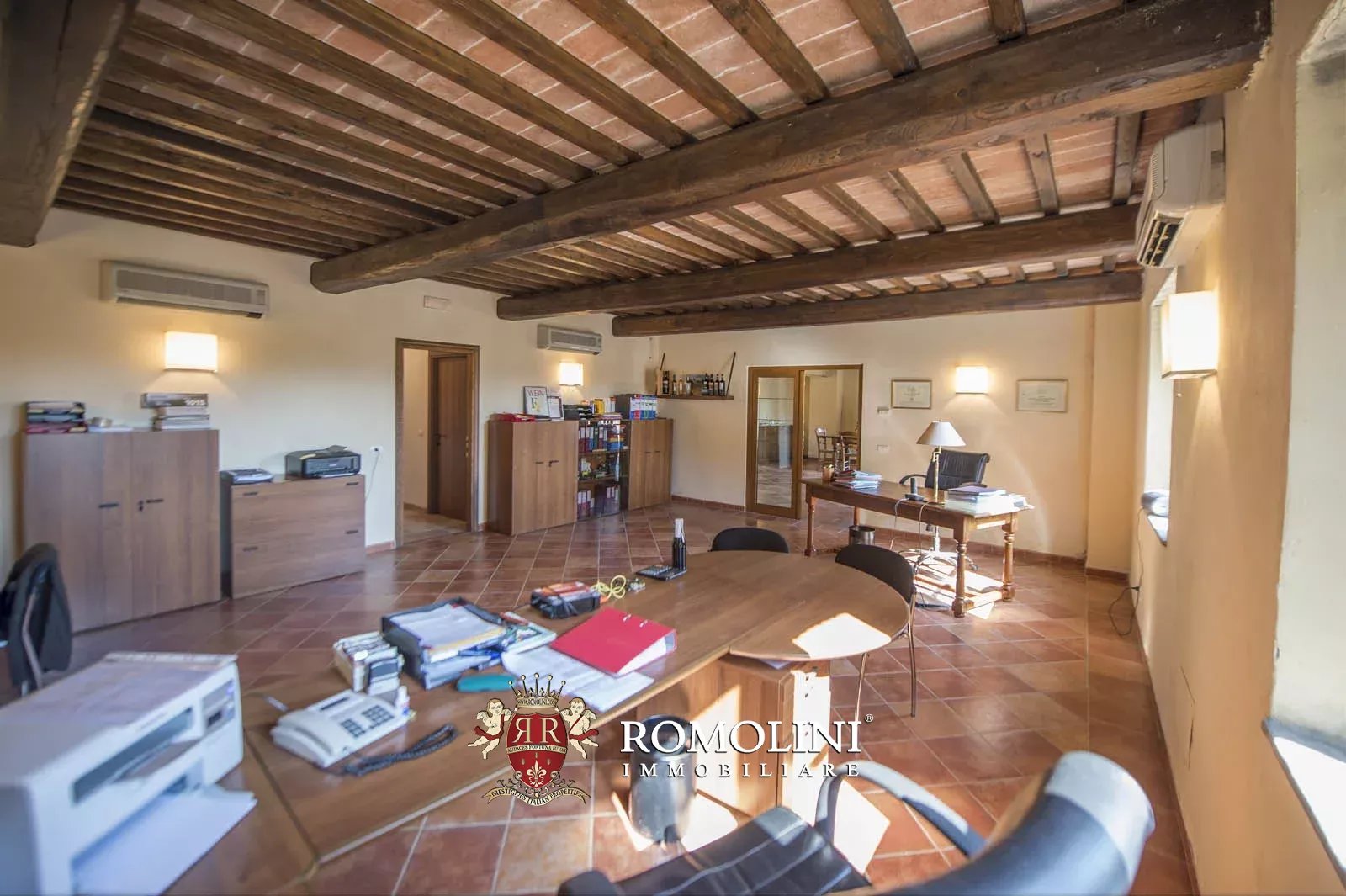 20 Bedroom Vineyard's Image 67