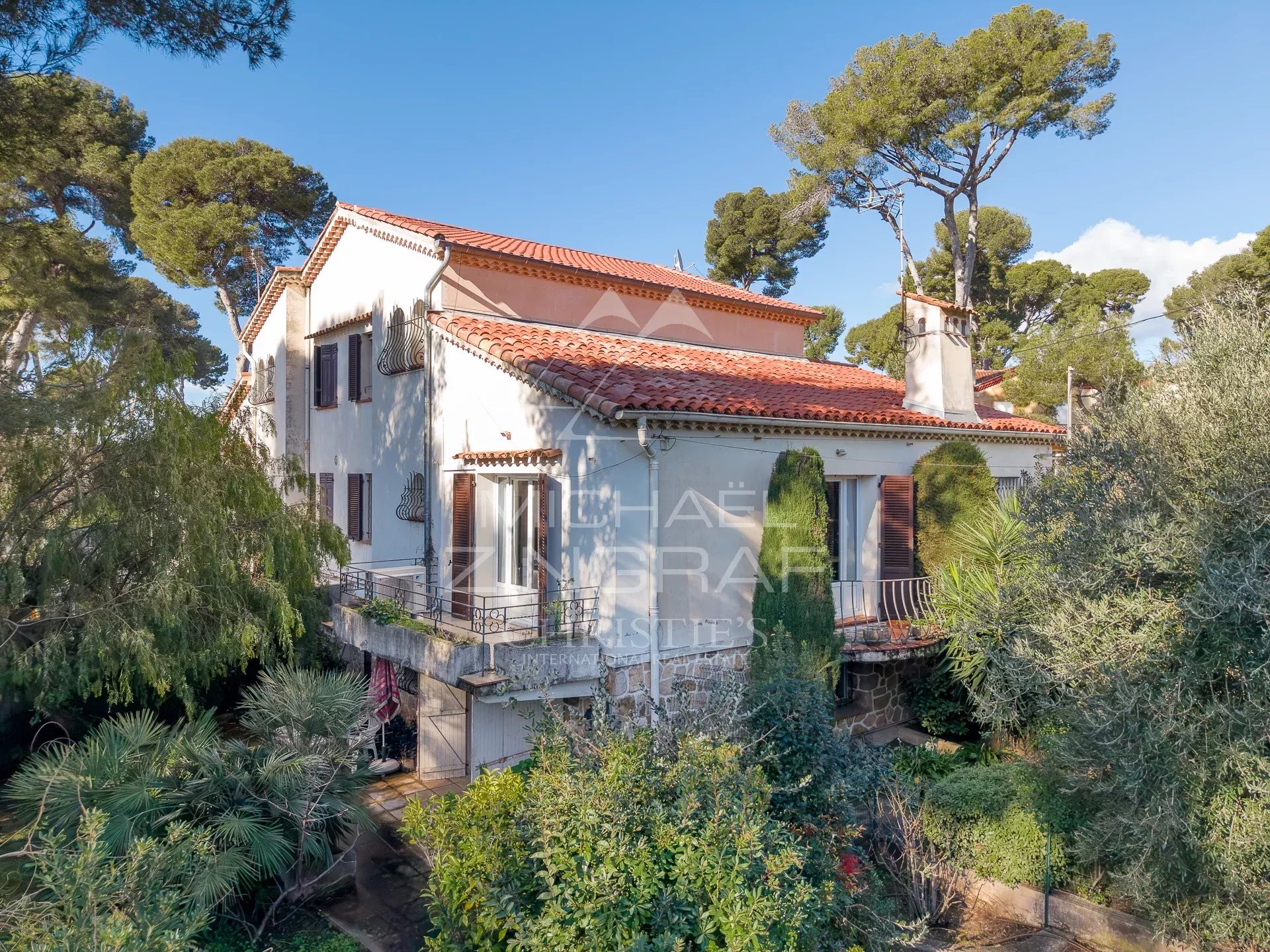 Élégante villa au Cap d’Antibes