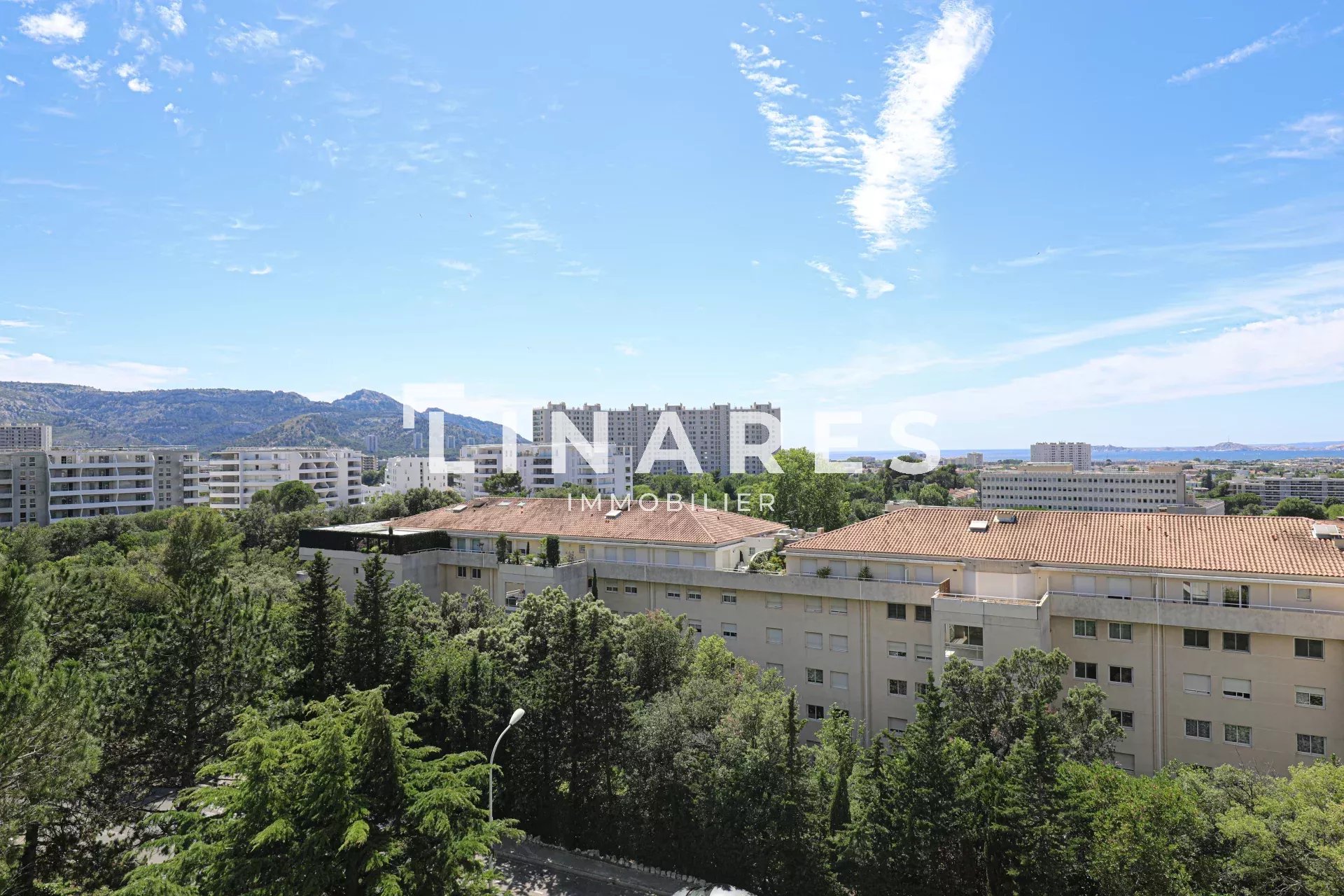 LE COCON DE VALMANTE - Appartement T3 de 80m2 + Terrasse + Loggia + Cave - 13009 MARSEILLE
