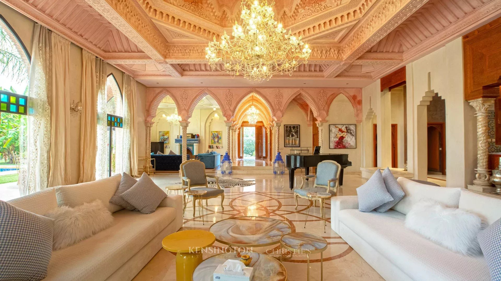 5 Bedroom Villa/Townhouse's Image 9