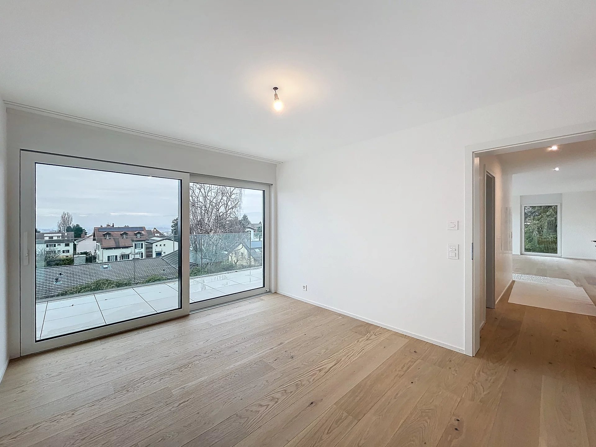 Attique avec magnifique vue sur le lac !