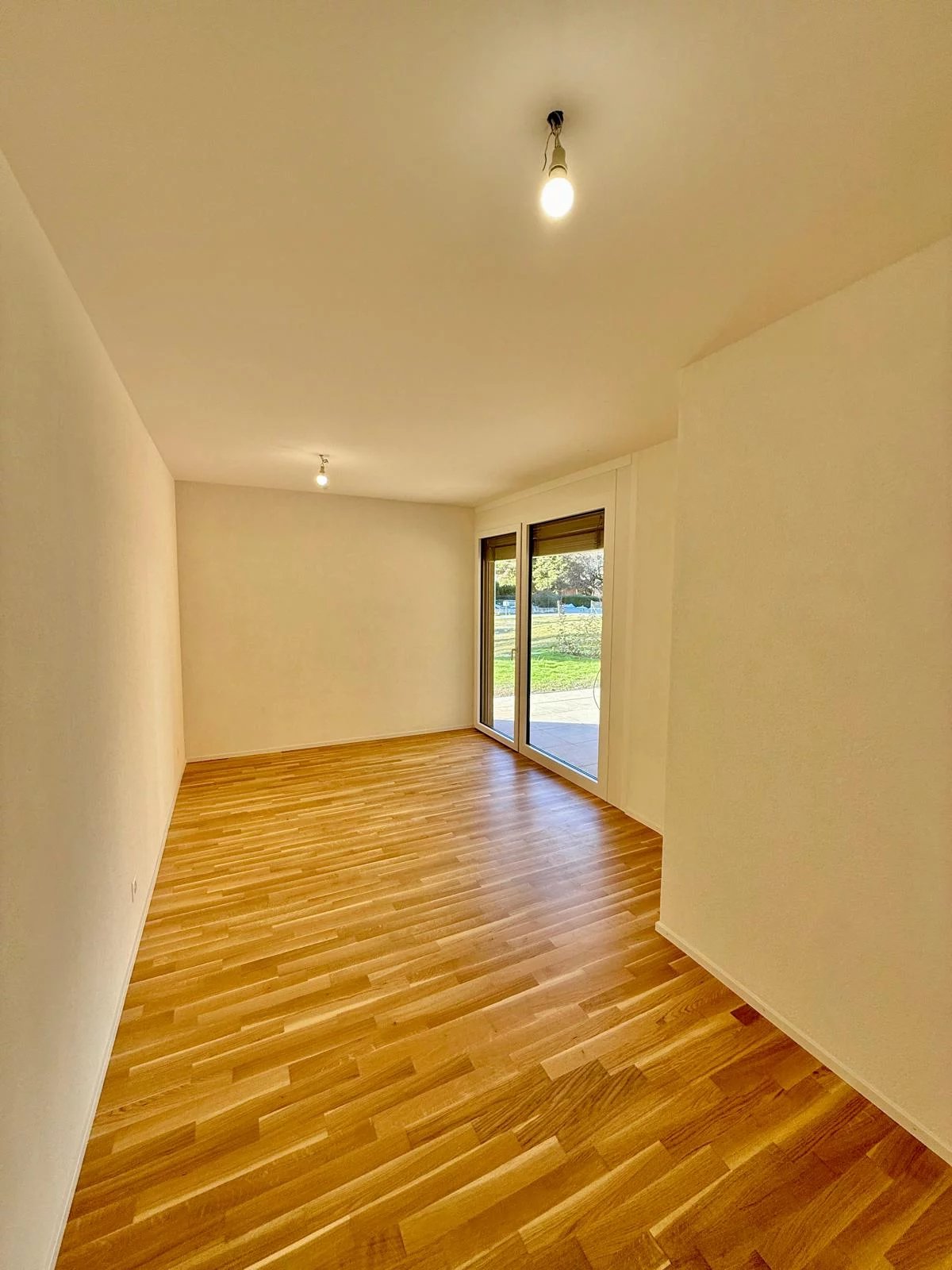 Opportunité - 2.5 pièces avec jardin neuf