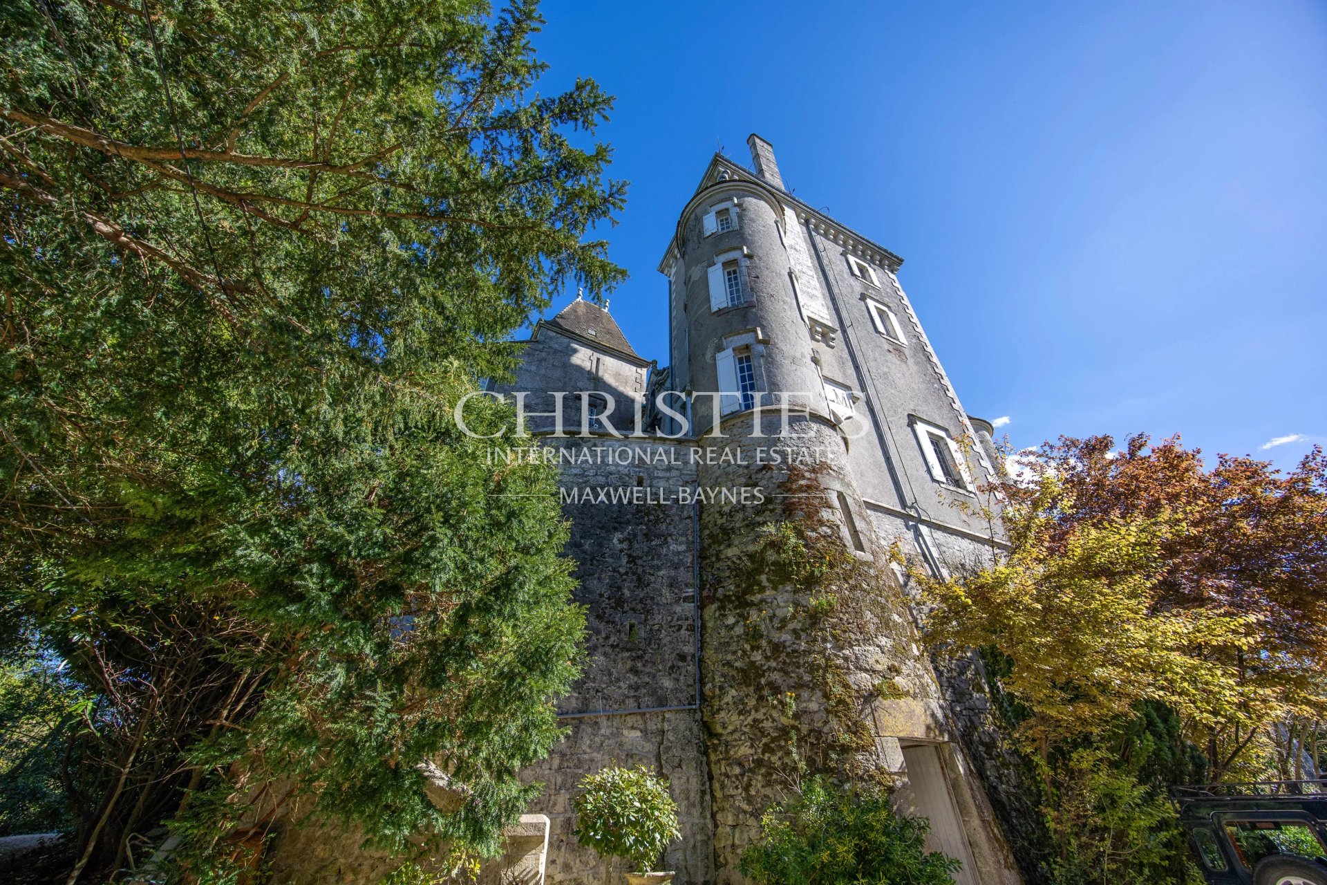 10 Bedroom Chateau's Image 18