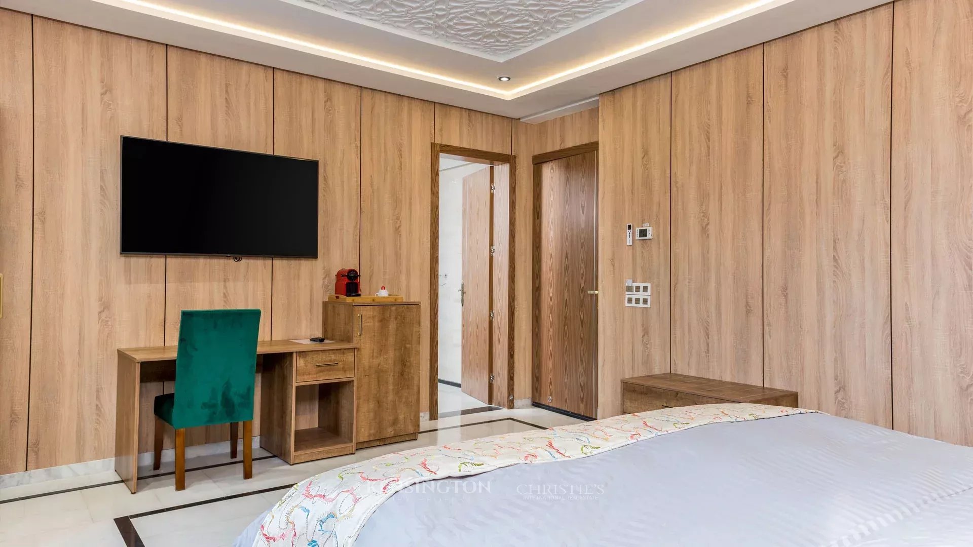 10 Bedroom Villa/Townhouse's Image 4