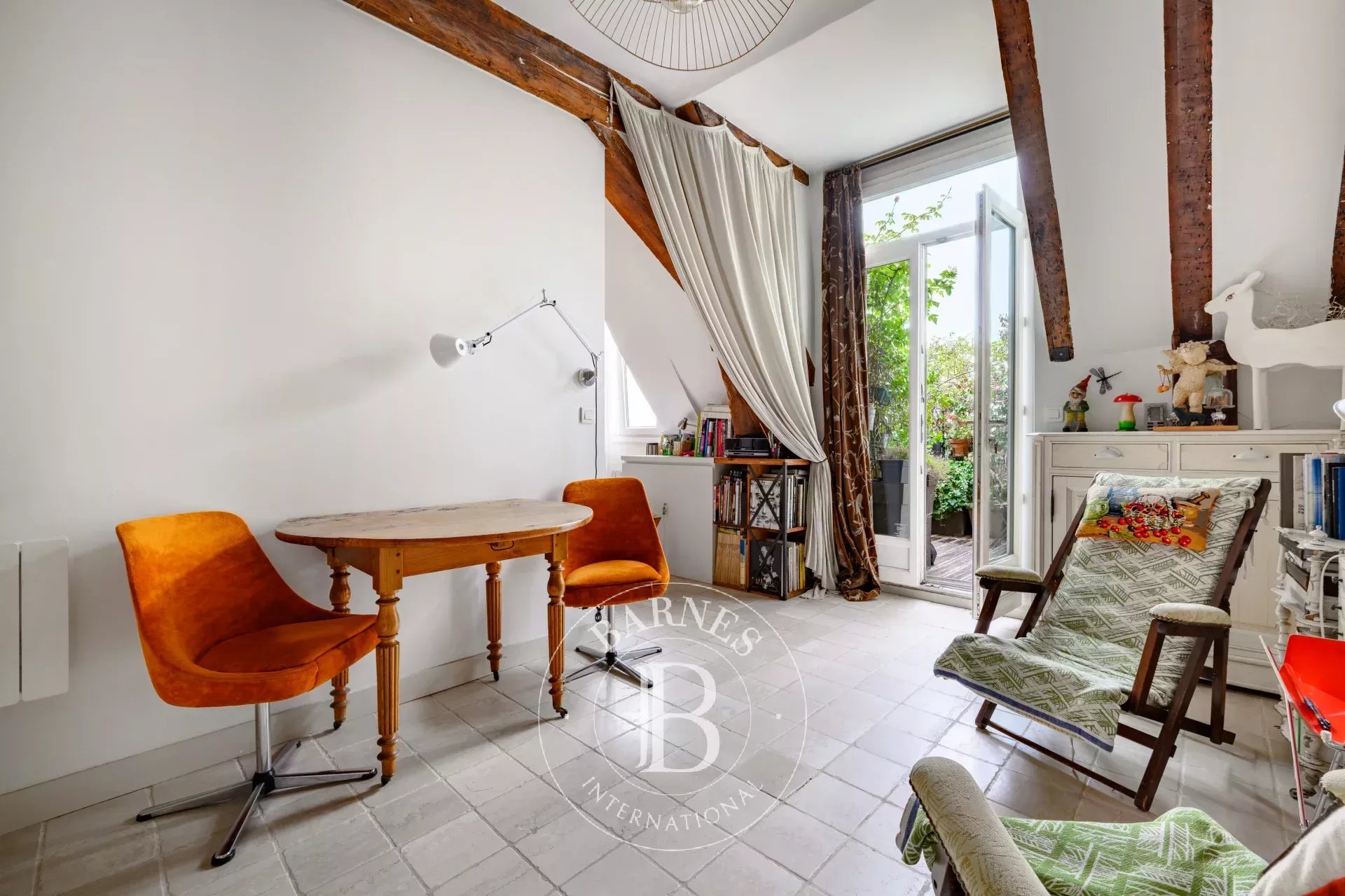 Daire Paris 3ème - picture 4