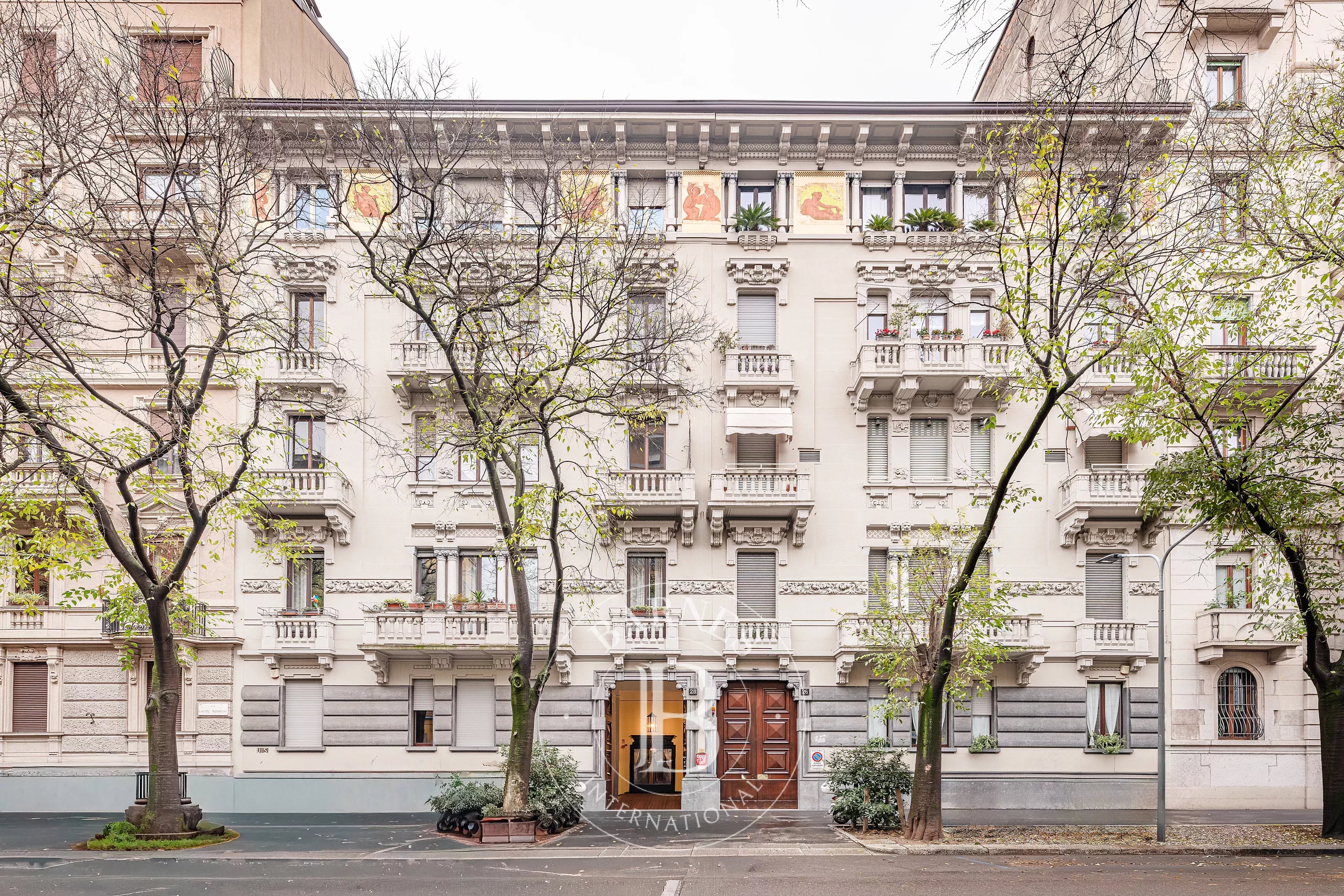 Elegante appartamento con terrazzo