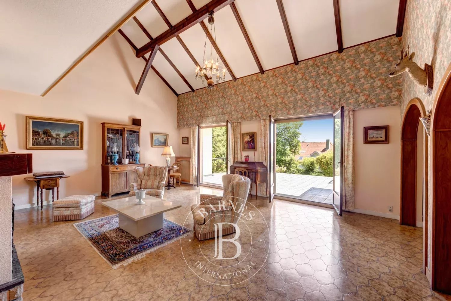 Divonne-les-Bains  - Villa 7 Pi&egrave;ces 5 Chambres - picture 4