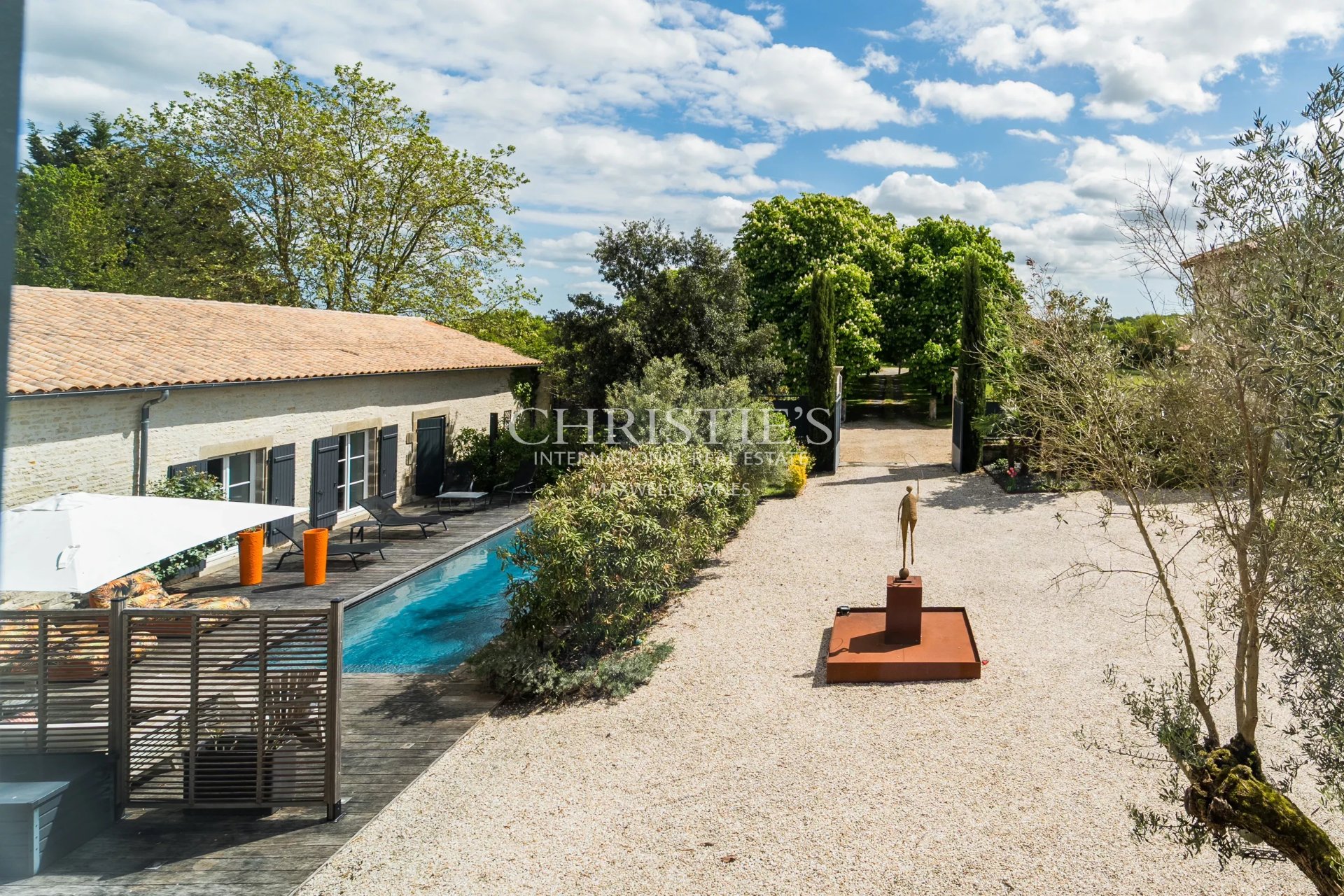 4 Bedroom Villa/Townhouse's Image 27