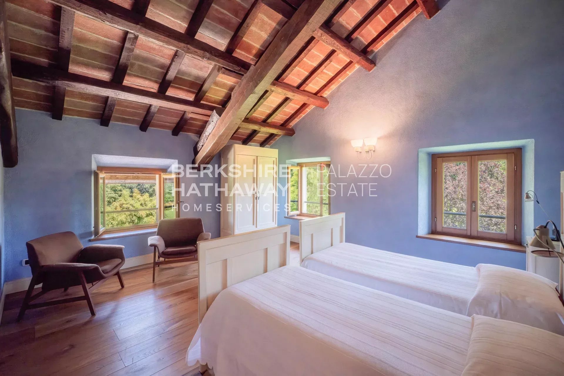 Raffinata Villa Storica Restaurata con Vista sulle Prealpi, a pochi minuti da Varese