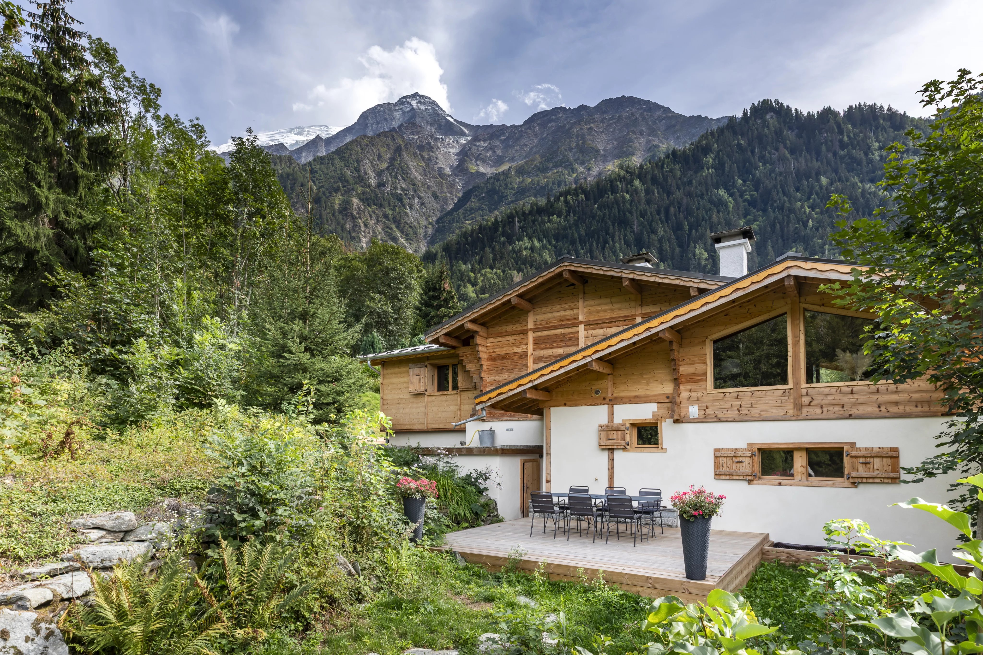 Beautifully Renovated Alpine Chalet with Exceptional Mountain Views
