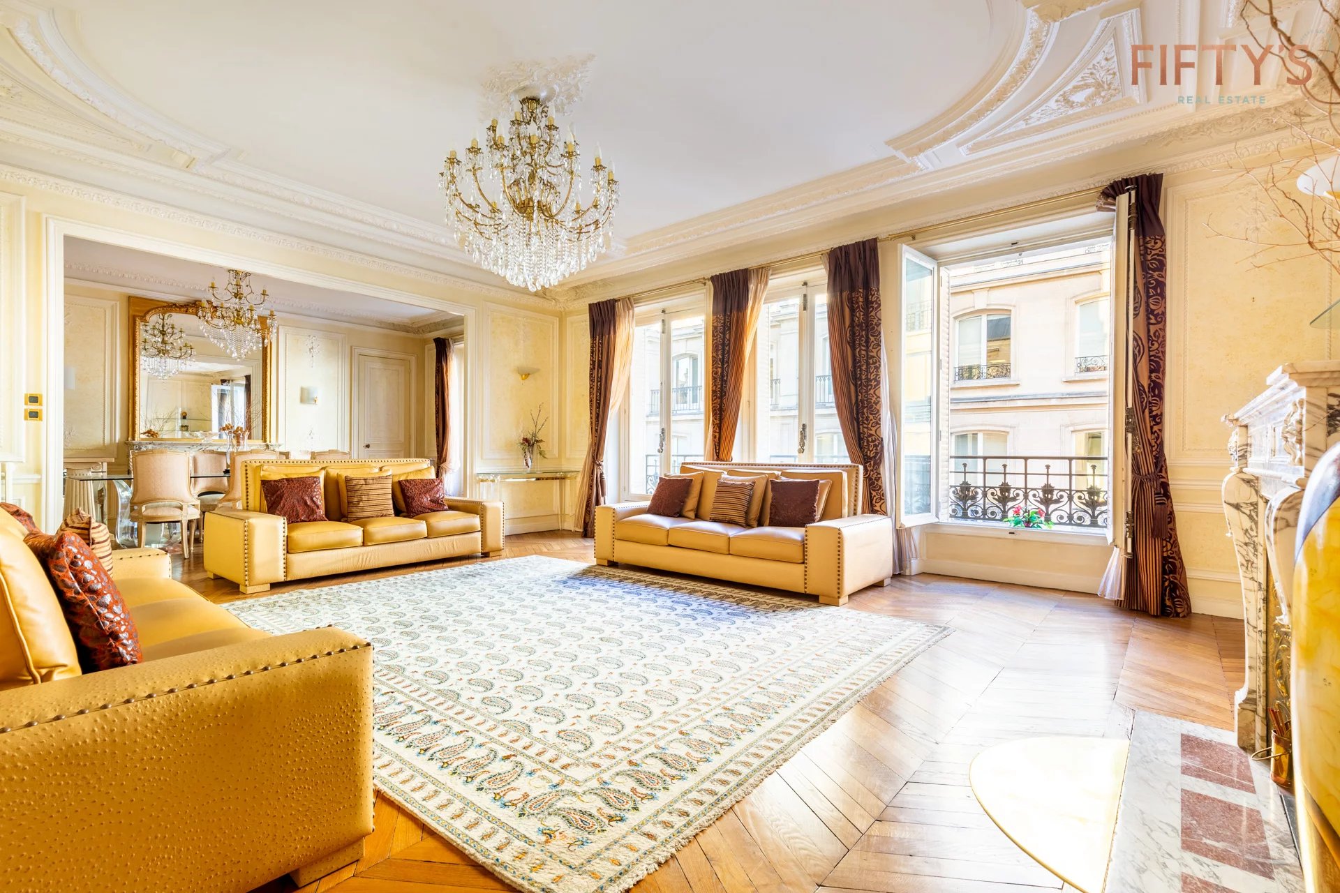 Appartement familial et de réception – Paris VIII – 241m²