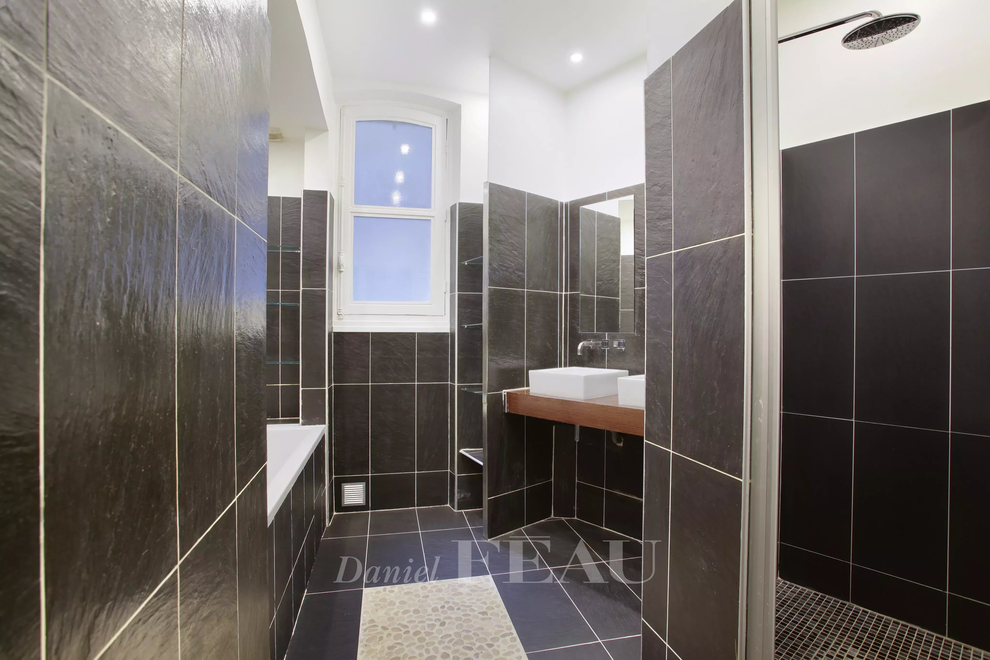 Rental Apartment Paris 16th