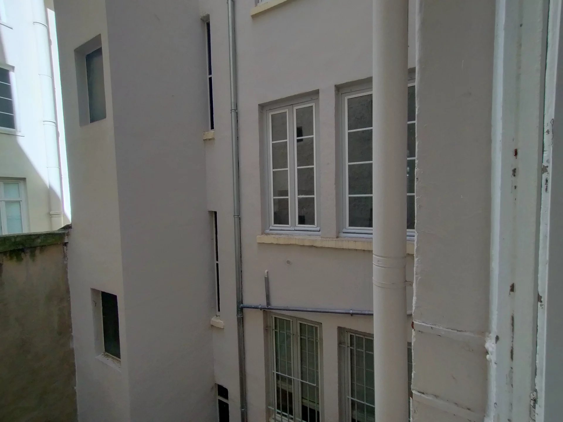 86189242 Location Lyon 6ème