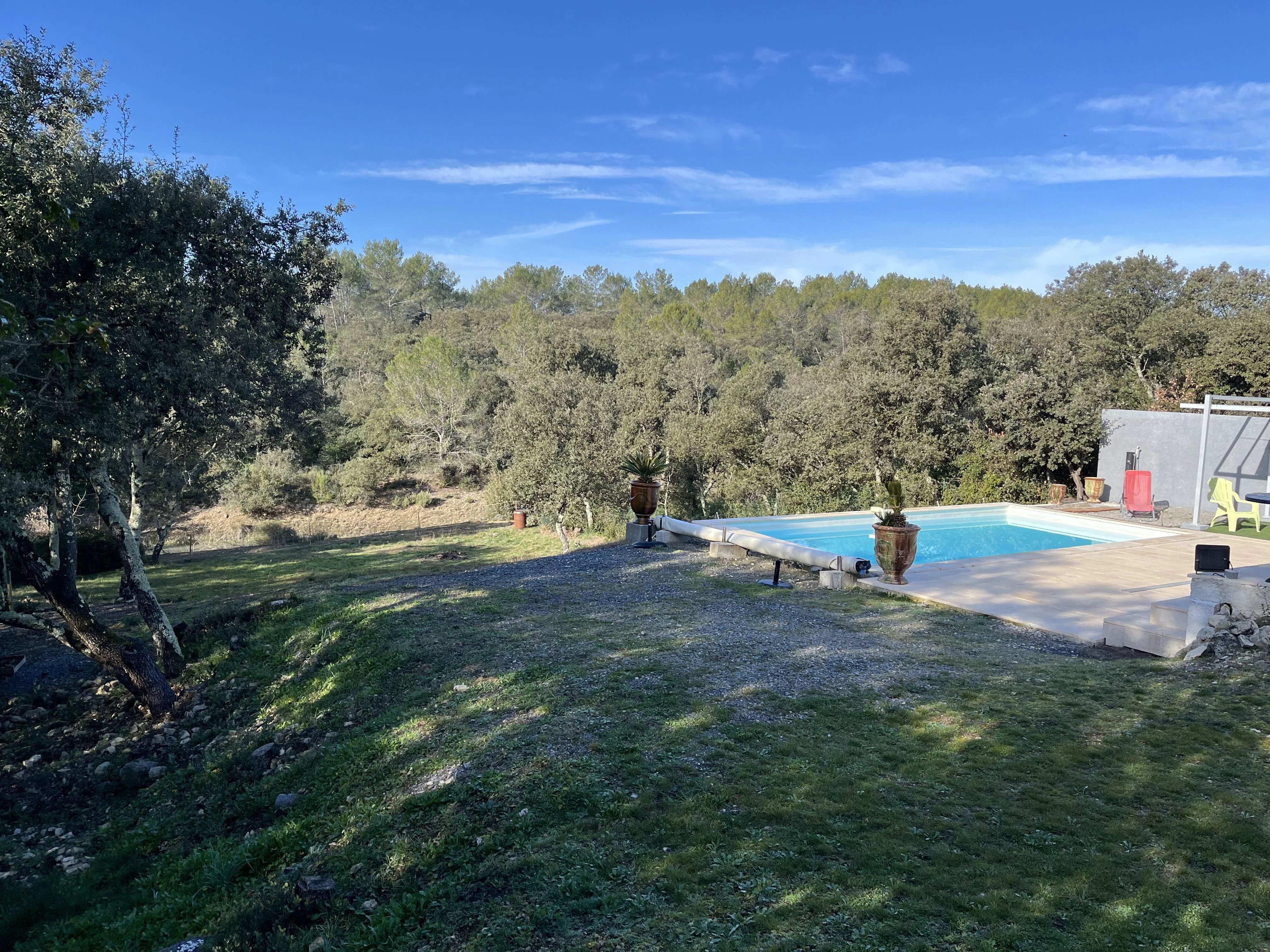 Villa with Pool 5 minutes from Quissac