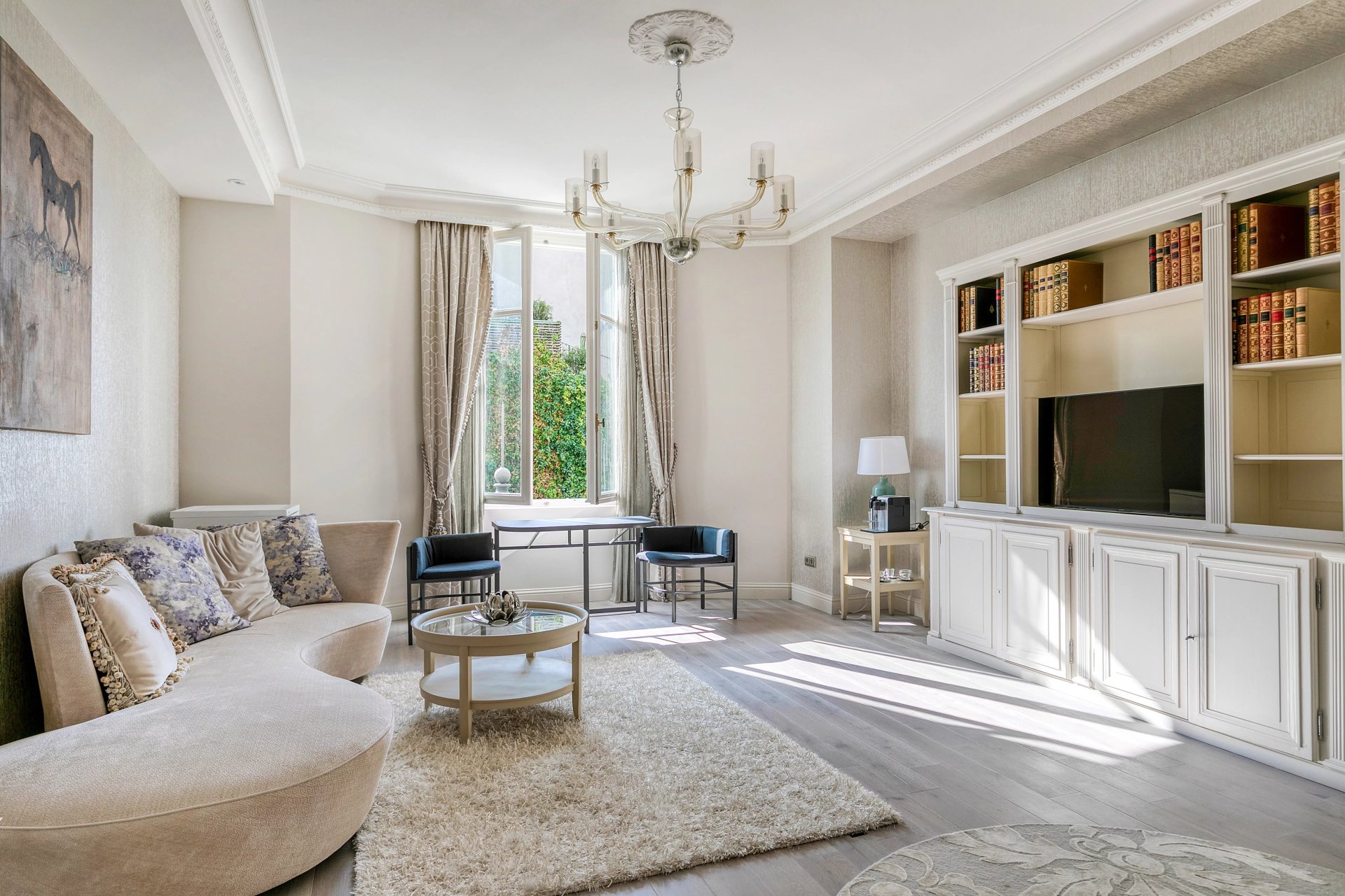 8 Bedroom Villa/Townhouse's Image 13