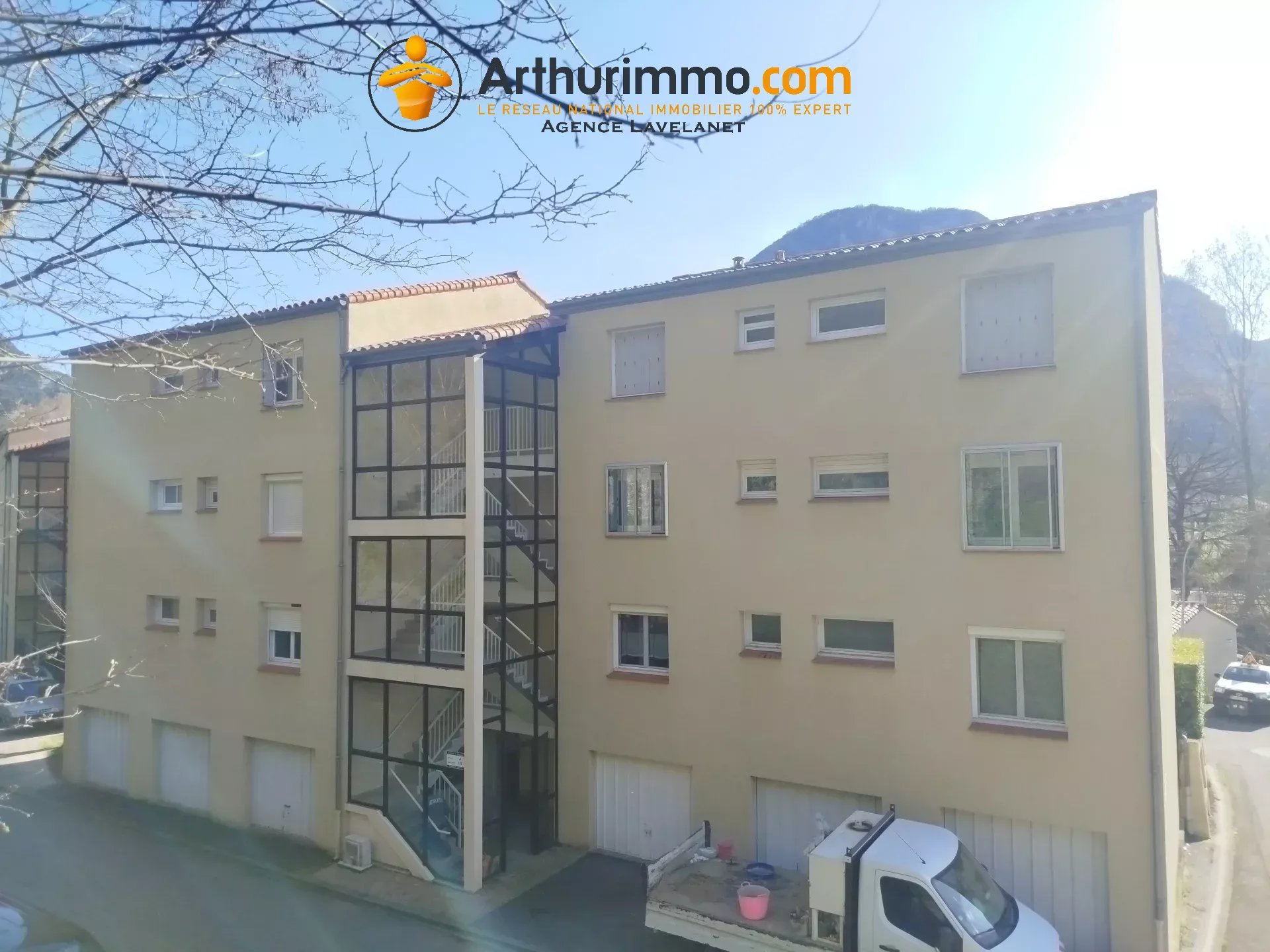Agence immobilière de 