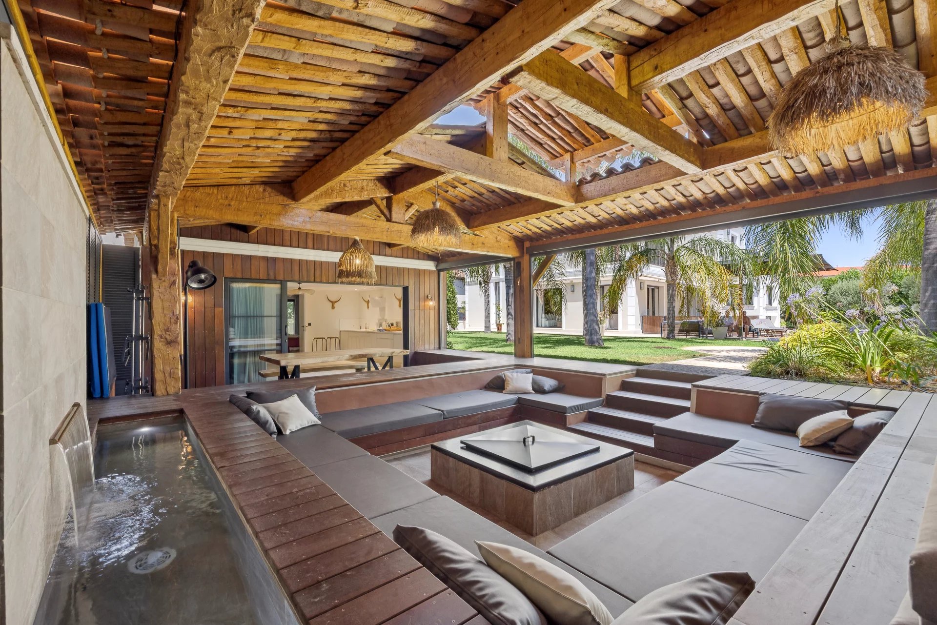 Cap d'Antibes - Superb modern property