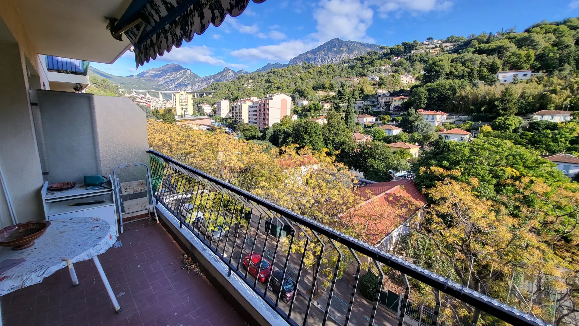 Menton Carei - Three-room apartment - balcony