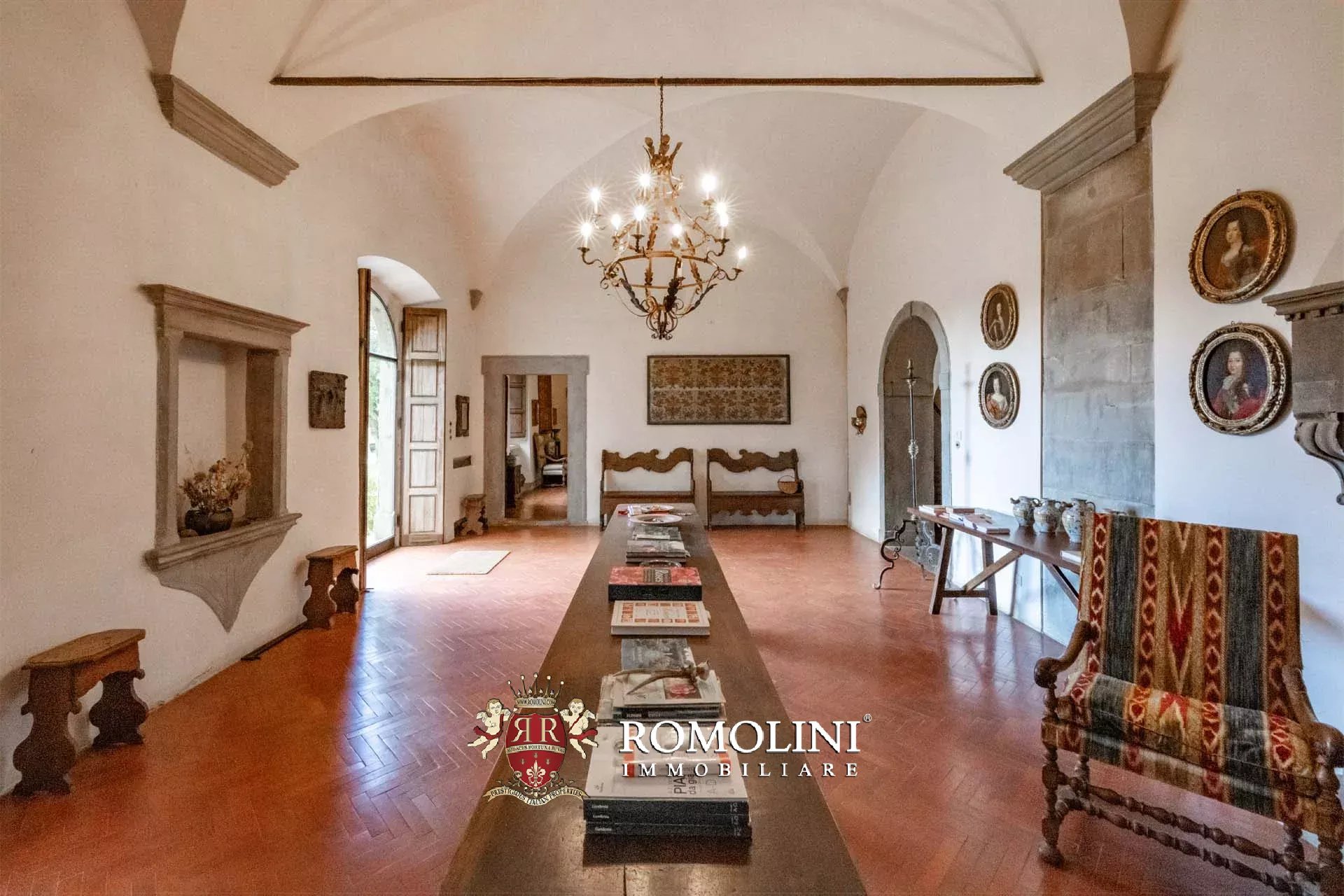 27 Bedroom Vineyard's Image 44