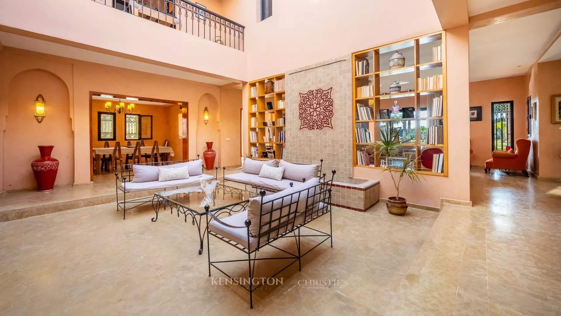 5 Bedroom Villa/Townhouse's Image 4