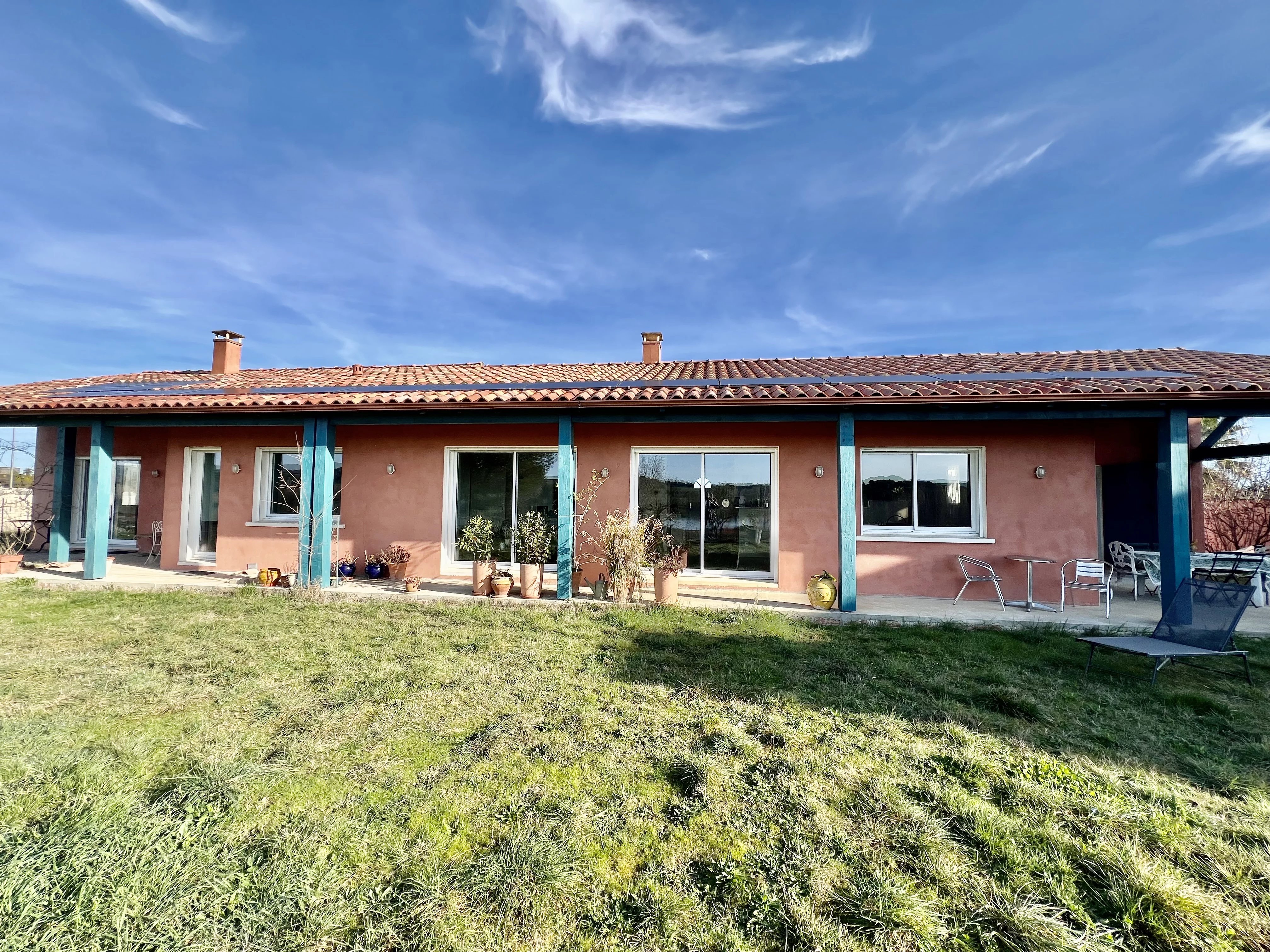 Moderne gelijkvloerse villa nabij Carcassonne, 4 slaapkamers